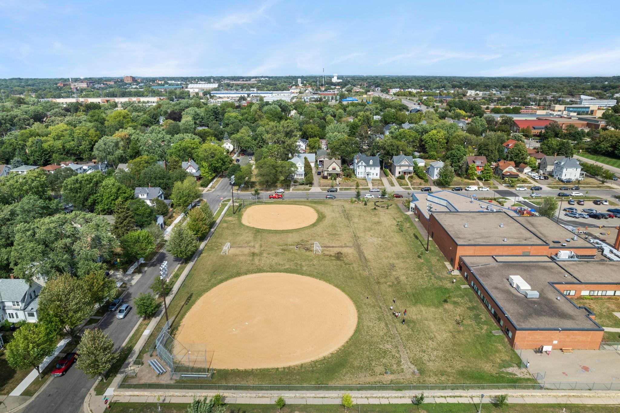 View of Residential Income at 1626 Englewood Avenue, Saint Paul MN 55104, Saint Paul (78 of 99) - Mike Wilen | Minnesota Team Real Estate