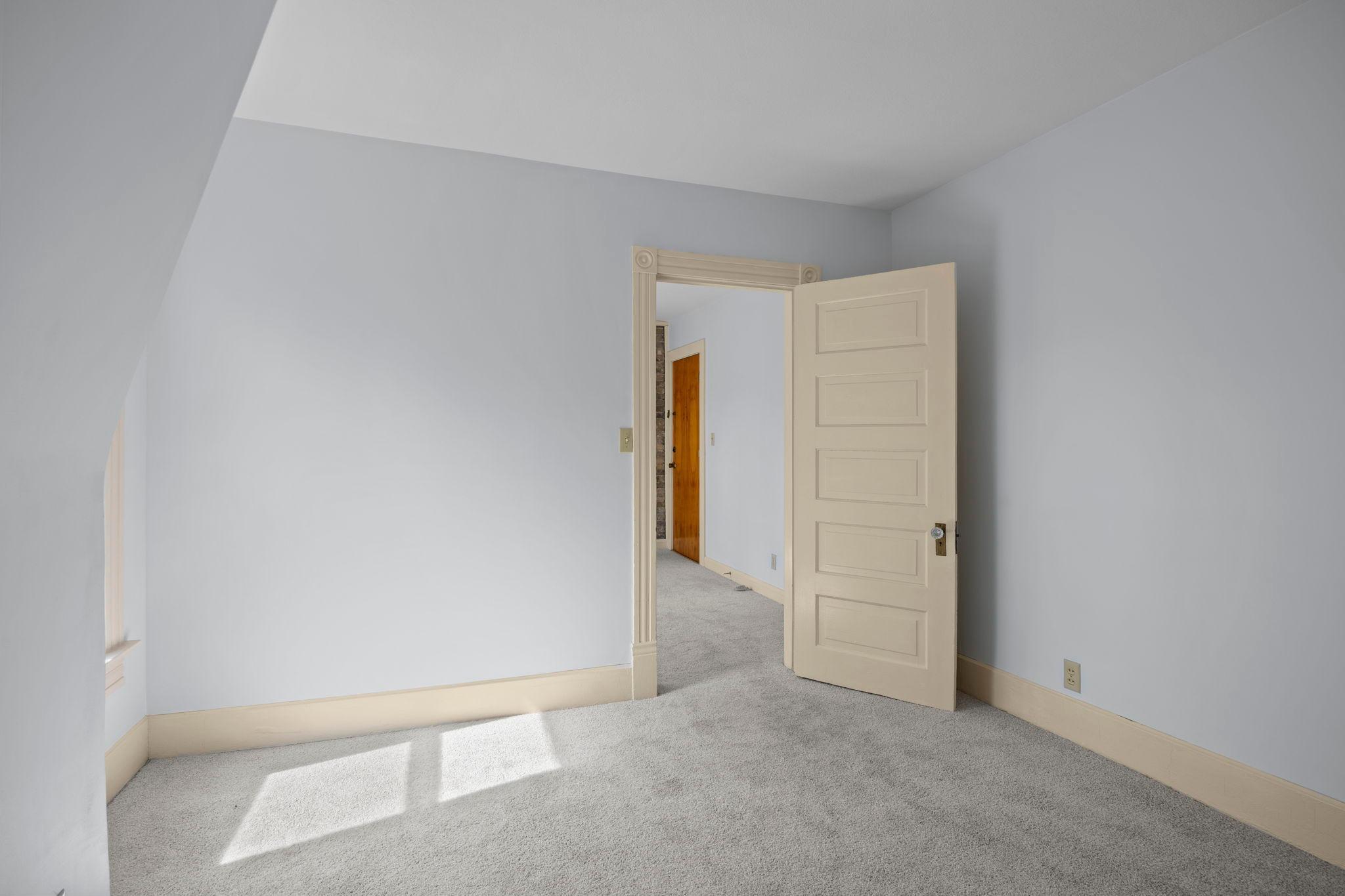 View of Residential Income at 1626 Englewood Avenue, Saint Paul MN 55104, Saint Paul (39 of 99) - Mike Wilen | Minnesota Team Real Estate