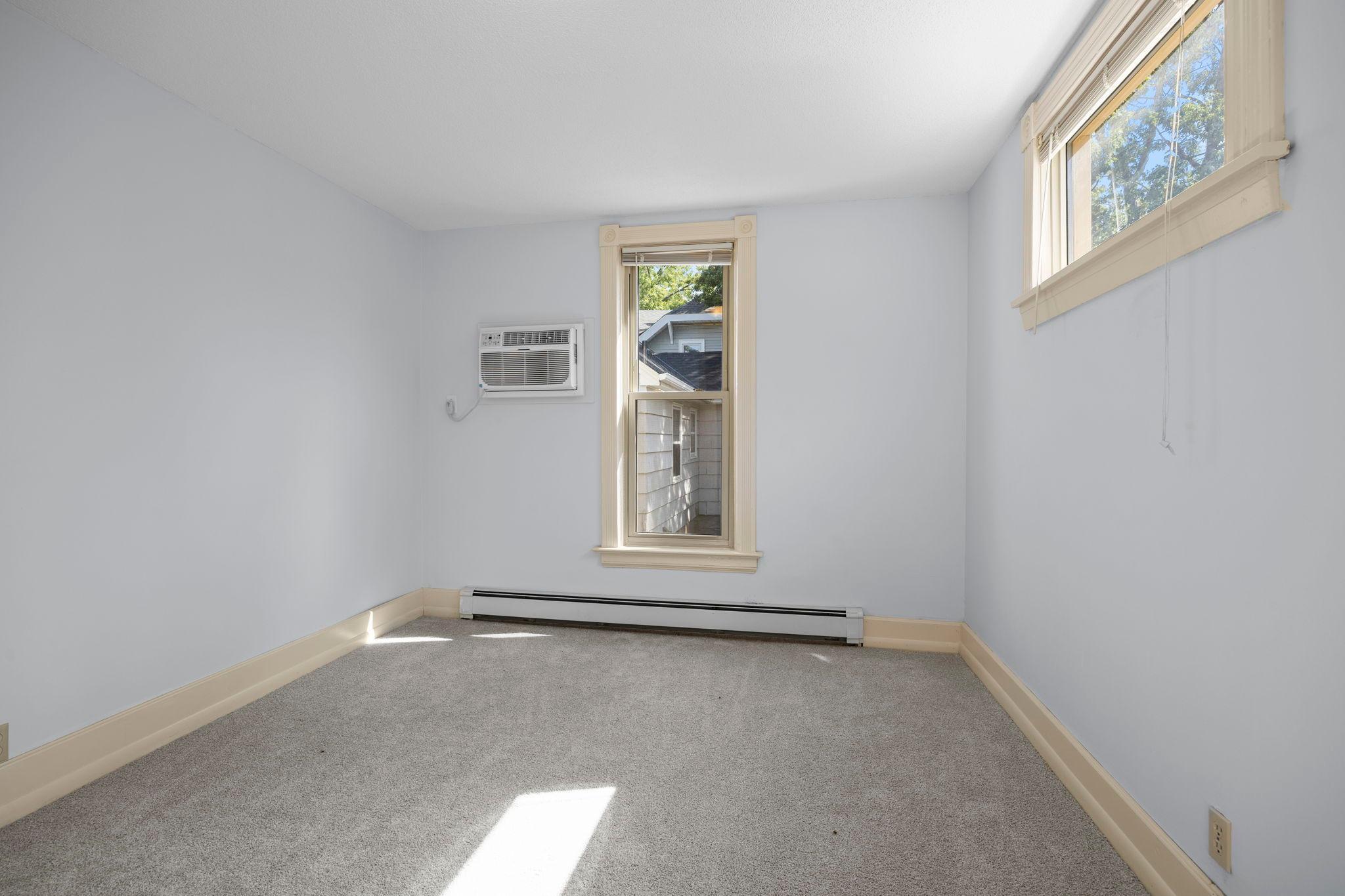 View of Residential Income at 1626 Englewood Avenue, Saint Paul MN 55104, Saint Paul (23 of 99) - Mike Wilen | Minnesota Team Real Estate