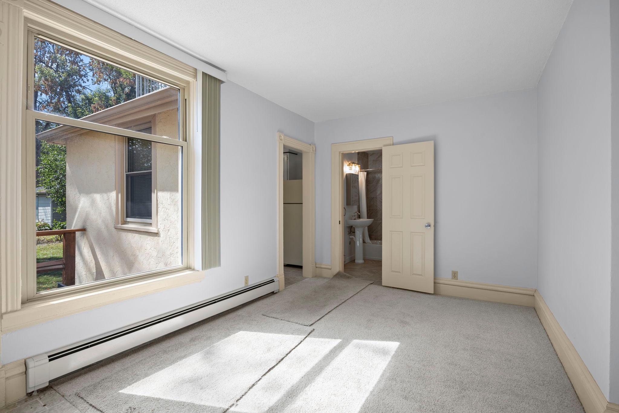 View of Residential Income at 1626 Englewood Avenue, Saint Paul MN 55104, Saint Paul (22 of 99) - Mike Wilen | Minnesota Team Real Estate