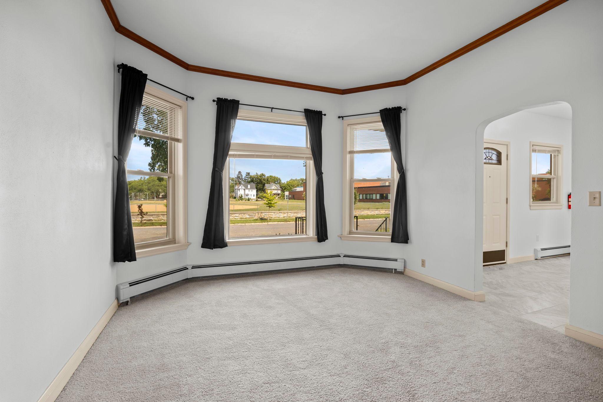 View of Residential Income at 1626 Englewood Avenue, Saint Paul MN 55104, Saint Paul (9 of 99) - Mike Wilen | Minnesota Team Real Estate