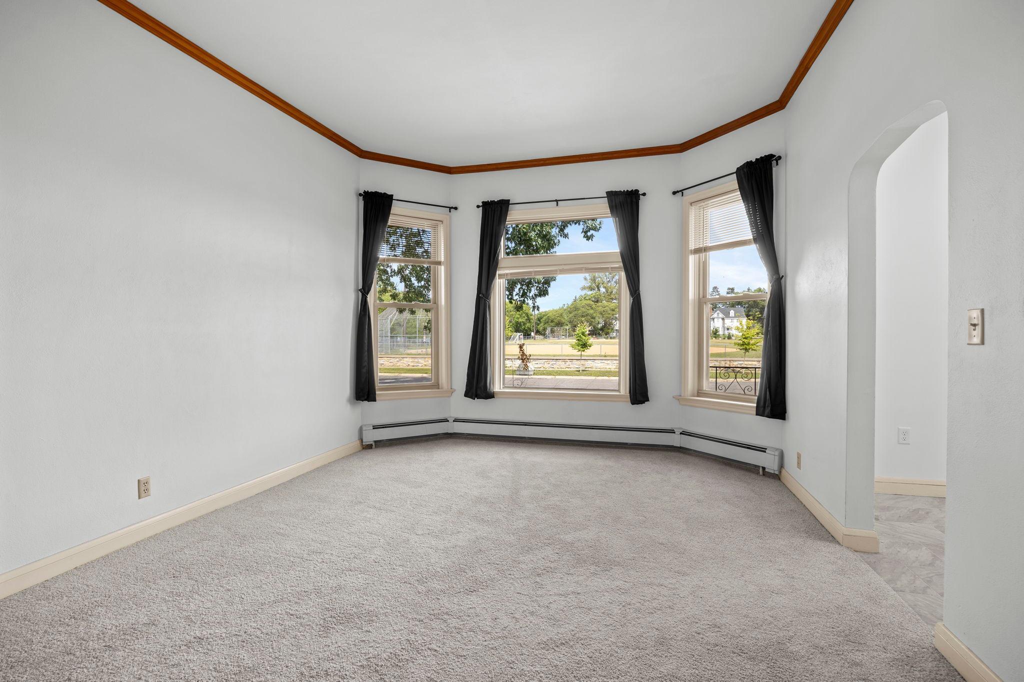 View of Residential Income at 1626 Englewood Avenue, Saint Paul MN 55104, Saint Paul (6 of 99) - Mike Wilen | Minnesota Team Real Estate
