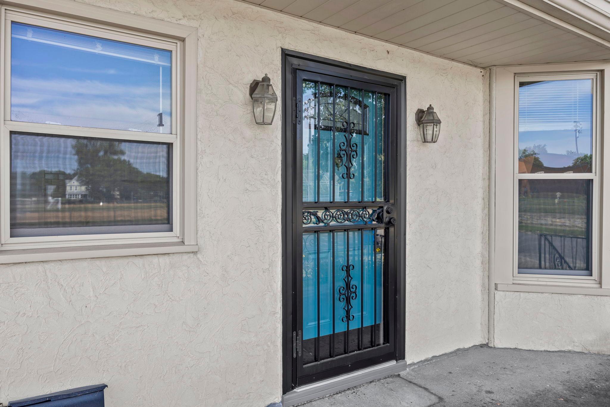 View of Residential Income at 1626 Englewood Avenue, Saint Paul MN 55104, Saint Paul (98 of 99) - Mike Wilen | Minnesota Team Real Estate