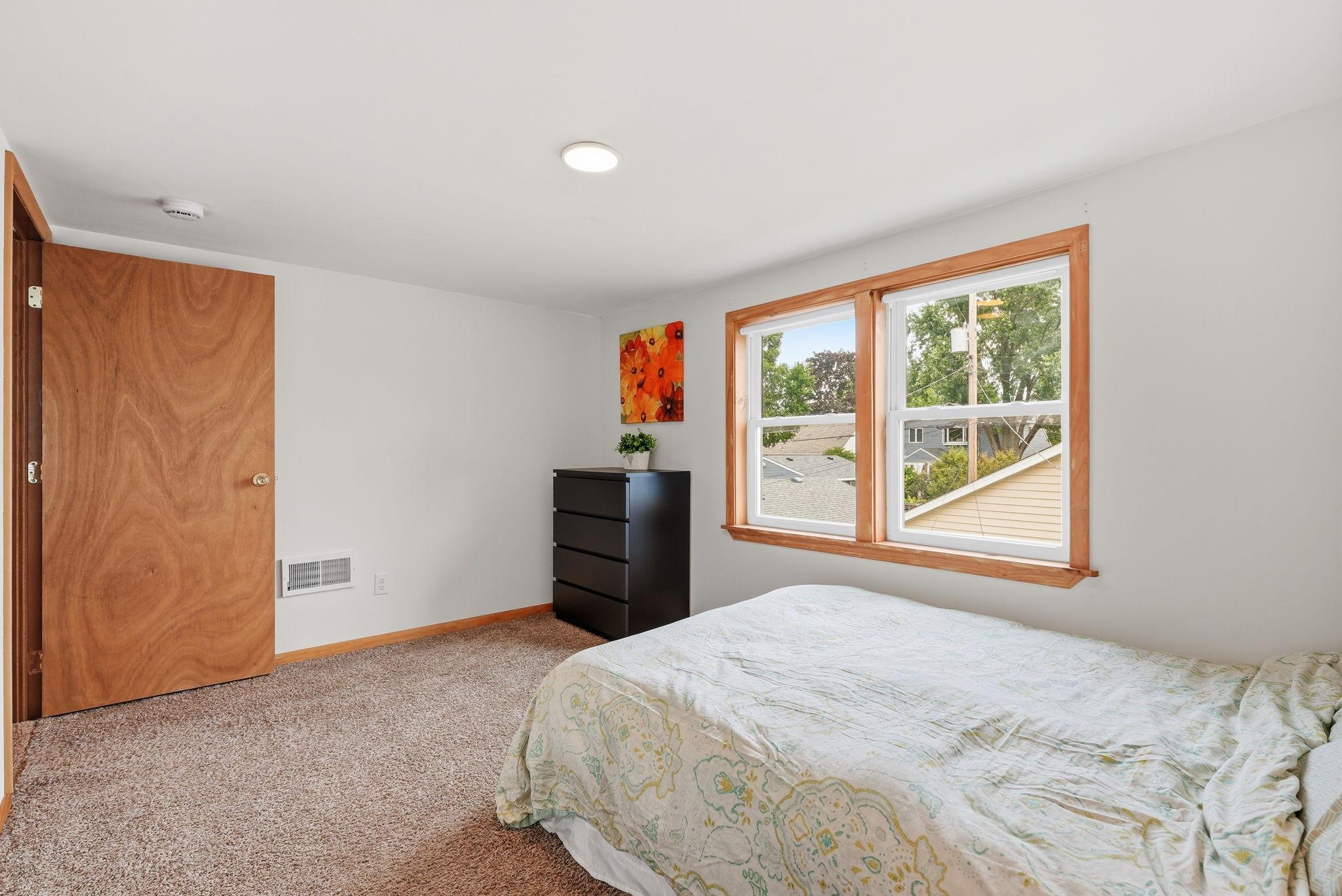 View of Residential at 1238 Grotto Street, Saint Paul MN 55117, Saint Paul (19 of 32) - Mike Wilen | Minnesota Team Real Estate
