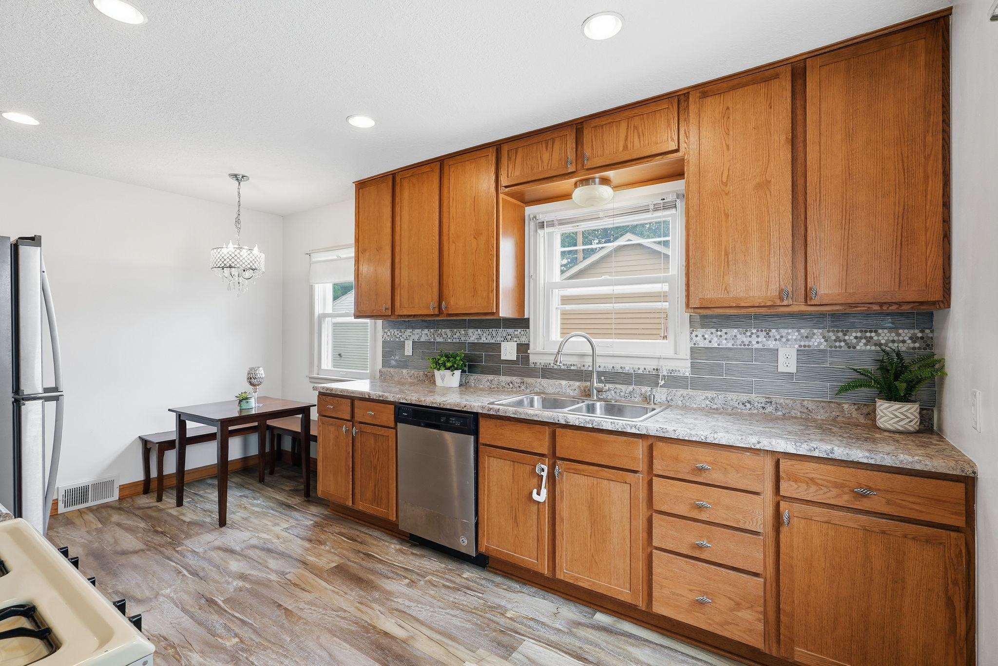 View of Residential at 1238 Grotto Street, Saint Paul MN 55117, Saint Paul (10 of 32) - Mike Wilen | Minnesota Team Real Estate