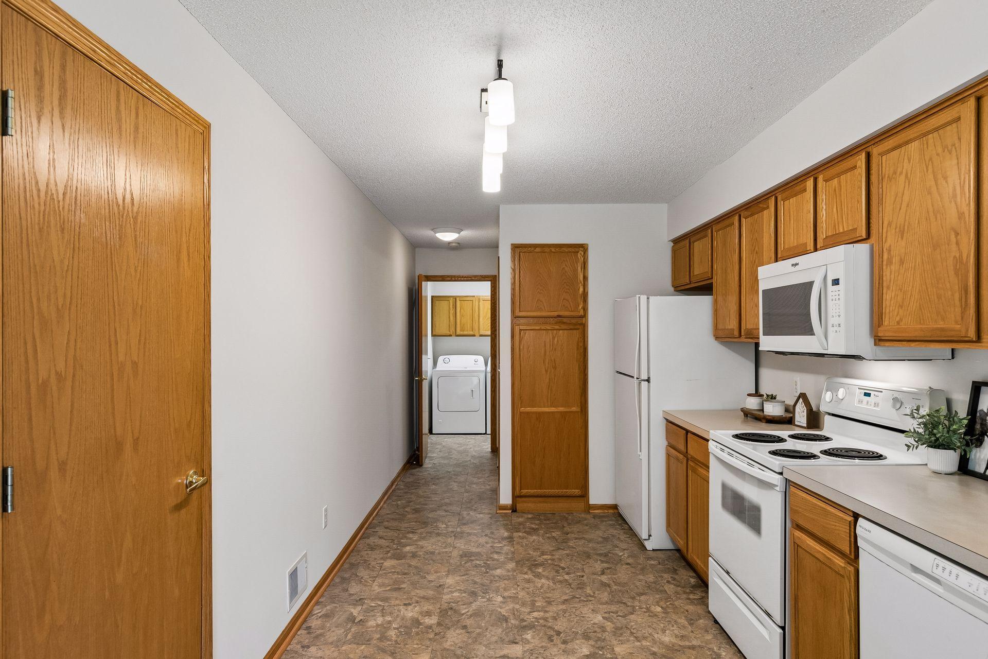 View of Residential at 1842 Cliff Lake Court, Eagan MN 55122, Eagan (11 of 25) - Mike Wilen | Minnesota Team Real Estate