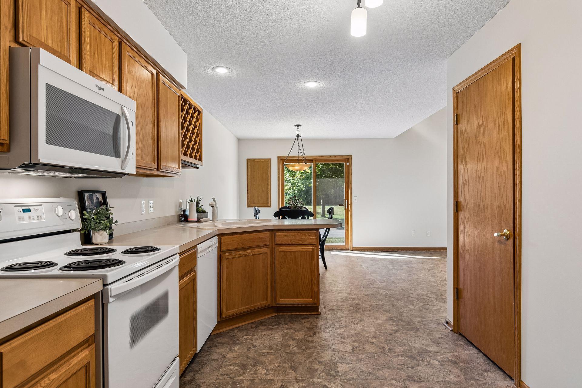 View of Residential at 1842 Cliff Lake Court, Eagan MN 55122, Eagan (10 of 25) - Mike Wilen | Minnesota Team Real Estate