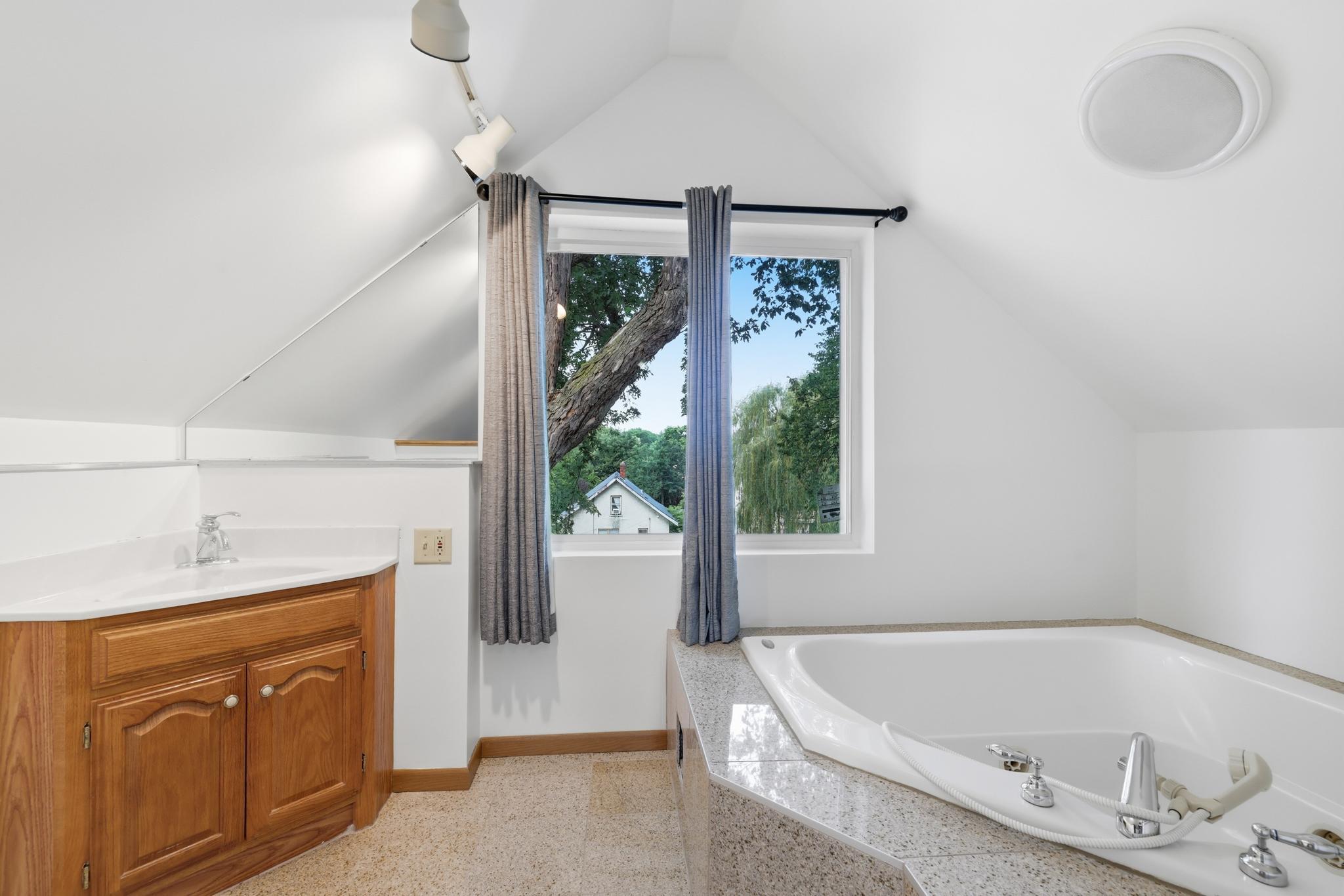 View of Residential Income at 3714 Bloomington Avenue, Minneapolis MN 55407, Minneapolis (19 of 34) - Mike Wilen | Minnesota Team Real Estate