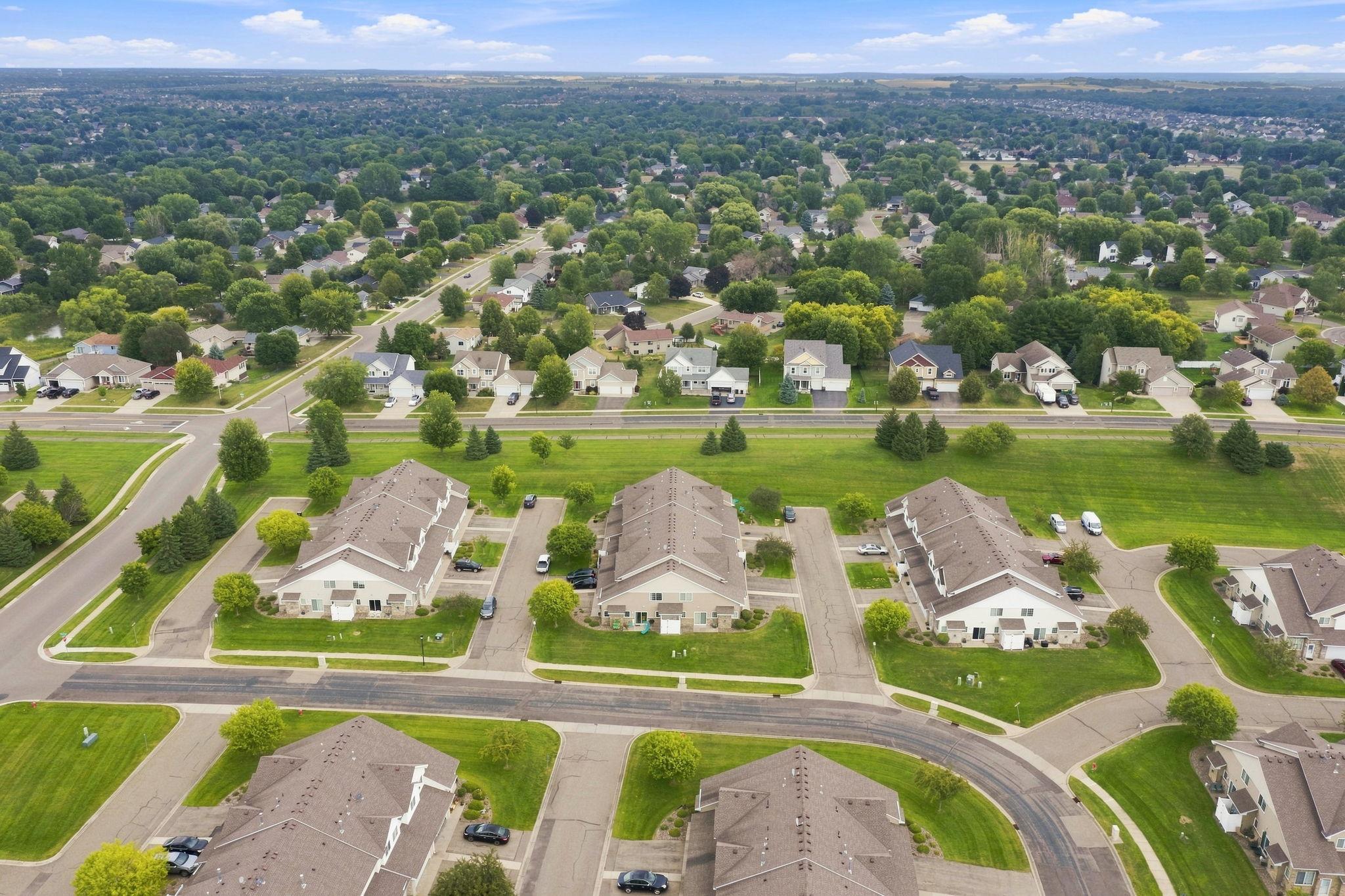 View of Residential at 17530 Gillette Way #7052, Lakeville MN 55044, Lakeville (26 of 34) - Mike Wilen | Minnesota Team Real Estate