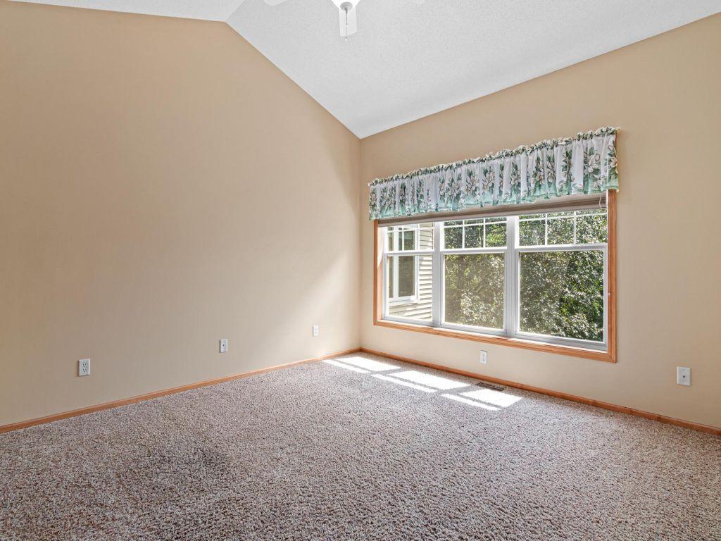 View of Residential at 198 Thompson Avenue, West Saint Paul MN 55118, West Saint Paul (23 of 34) - Mike Wilen | Minnesota Team Real Estate