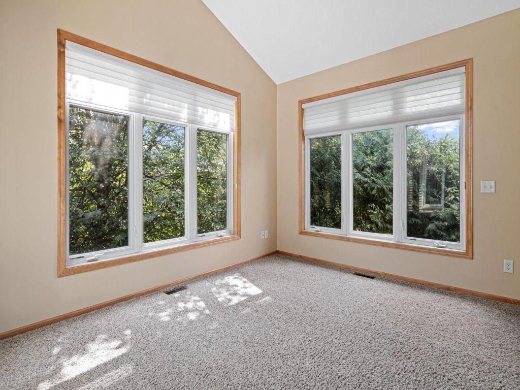 View of Residential at 198 Thompson Avenue, West Saint Paul MN 55118, West Saint Paul (12 of 34) - Mike Wilen | Minnesota Team Real Estate