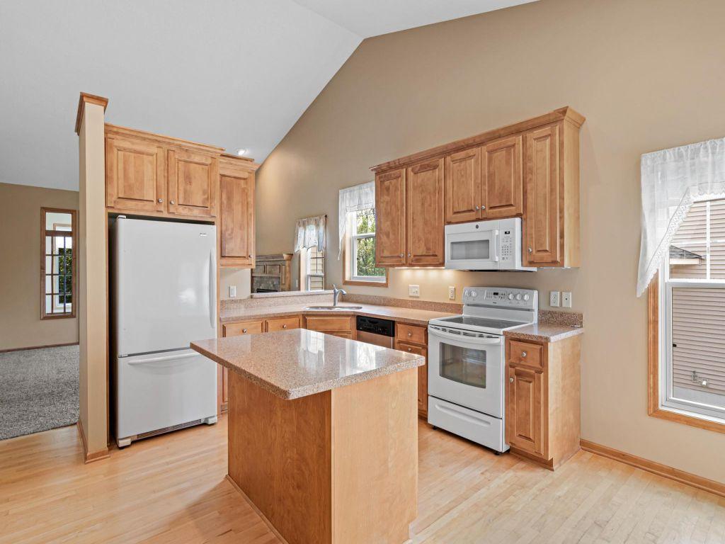 View of Residential at 198 Thompson Avenue, West Saint Paul MN 55118, West Saint Paul (6 of 34) - Mike Wilen | Minnesota Team Real Estate