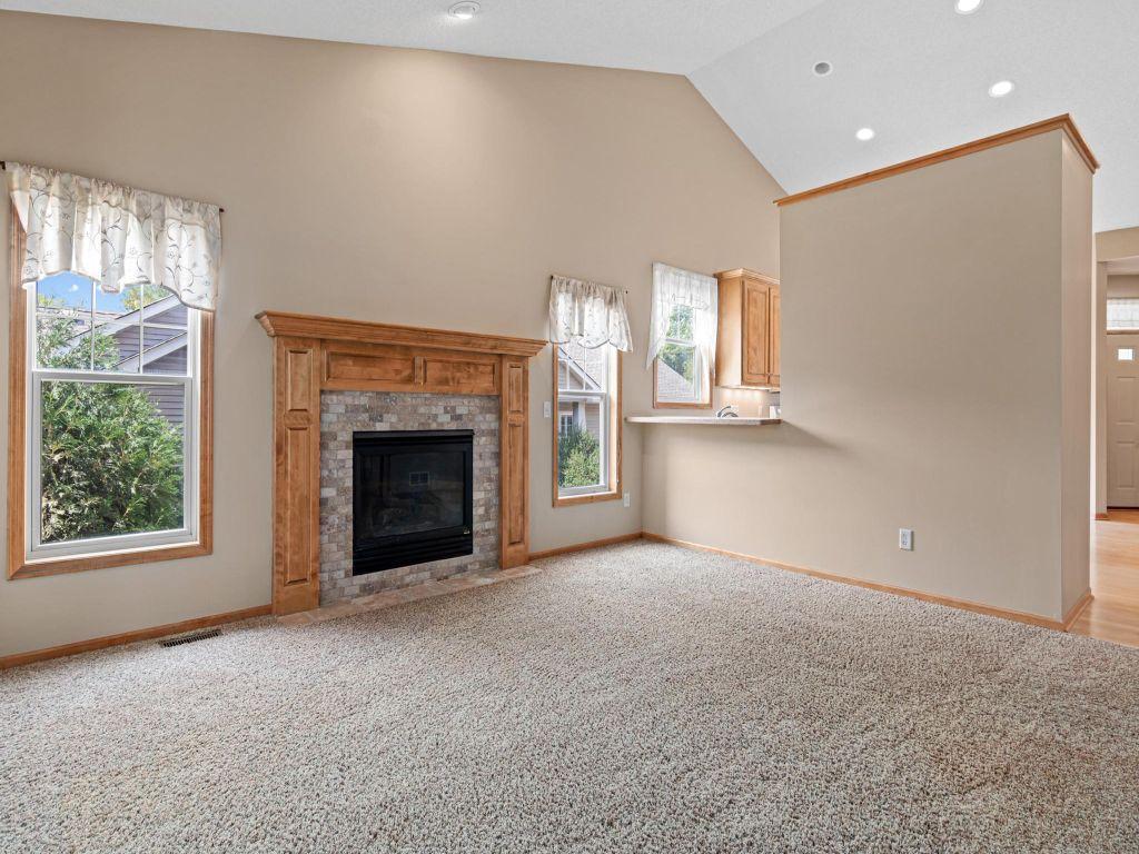 View of Residential at 198 Thompson Avenue, West Saint Paul MN 55118, West Saint Paul (4 of 34) - Mike Wilen | Minnesota Team Real Estate