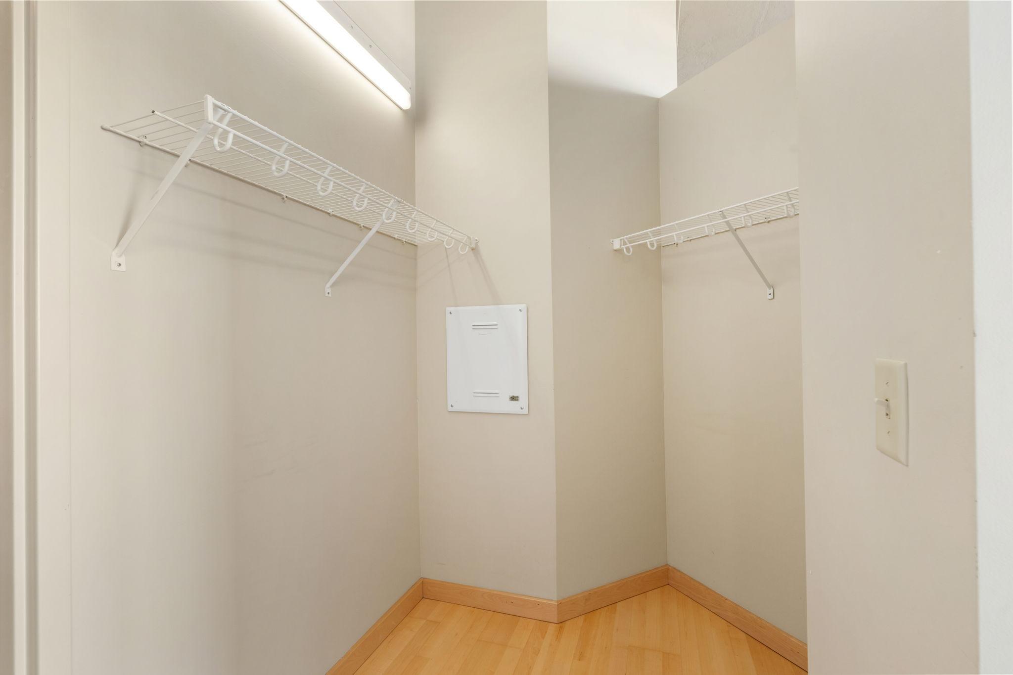 View of Residential at 1901 Hennepin Avenue #105, Minneapolis MN 55413, Minneapolis (17 of 26) - Mike Wilen | Minnesota Team Real Estate