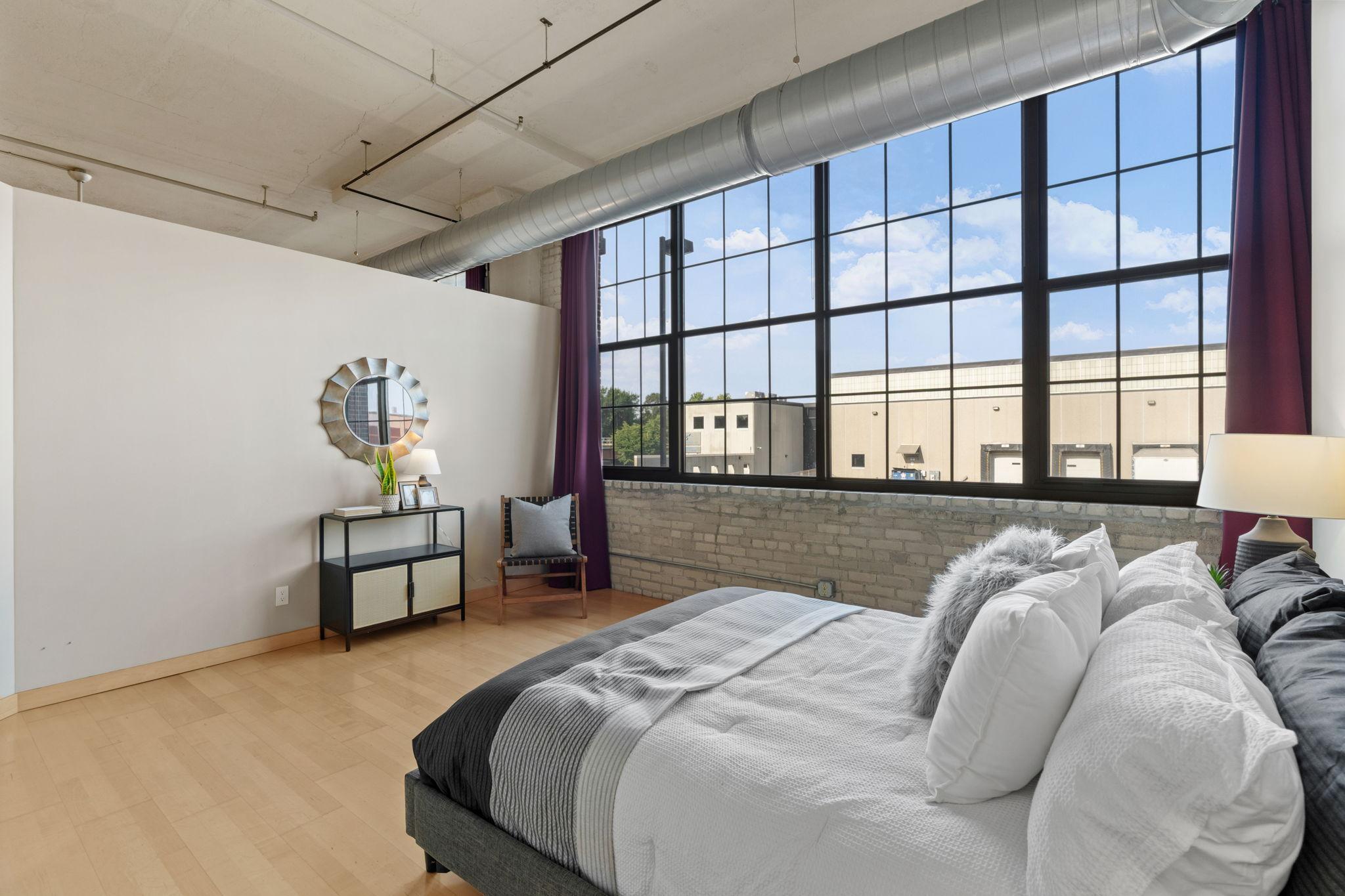 View of Residential at 1901 Hennepin Avenue #105, Minneapolis MN 55413, Minneapolis (16 of 26) - Mike Wilen | Minnesota Team Real Estate
