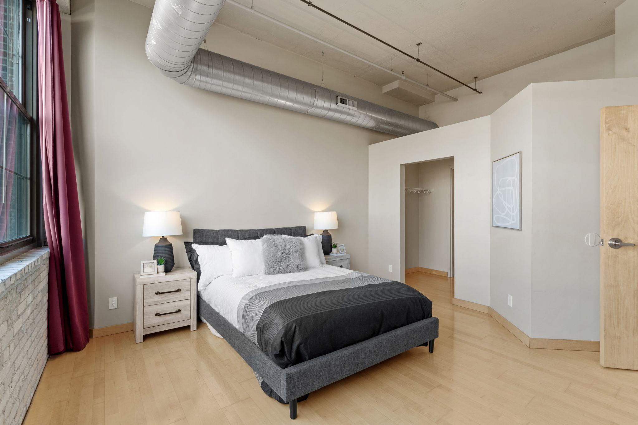 View of Residential at 1901 Hennepin Avenue #105, Minneapolis MN 55413, Minneapolis (14 of 26) - Mike Wilen | Minnesota Team Real Estate