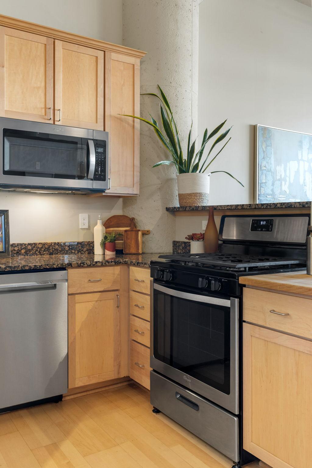 View of Residential at 1901 Hennepin Avenue #105, Minneapolis MN 55413, Minneapolis (4 of 26) - Mike Wilen | Minnesota Team Real Estate