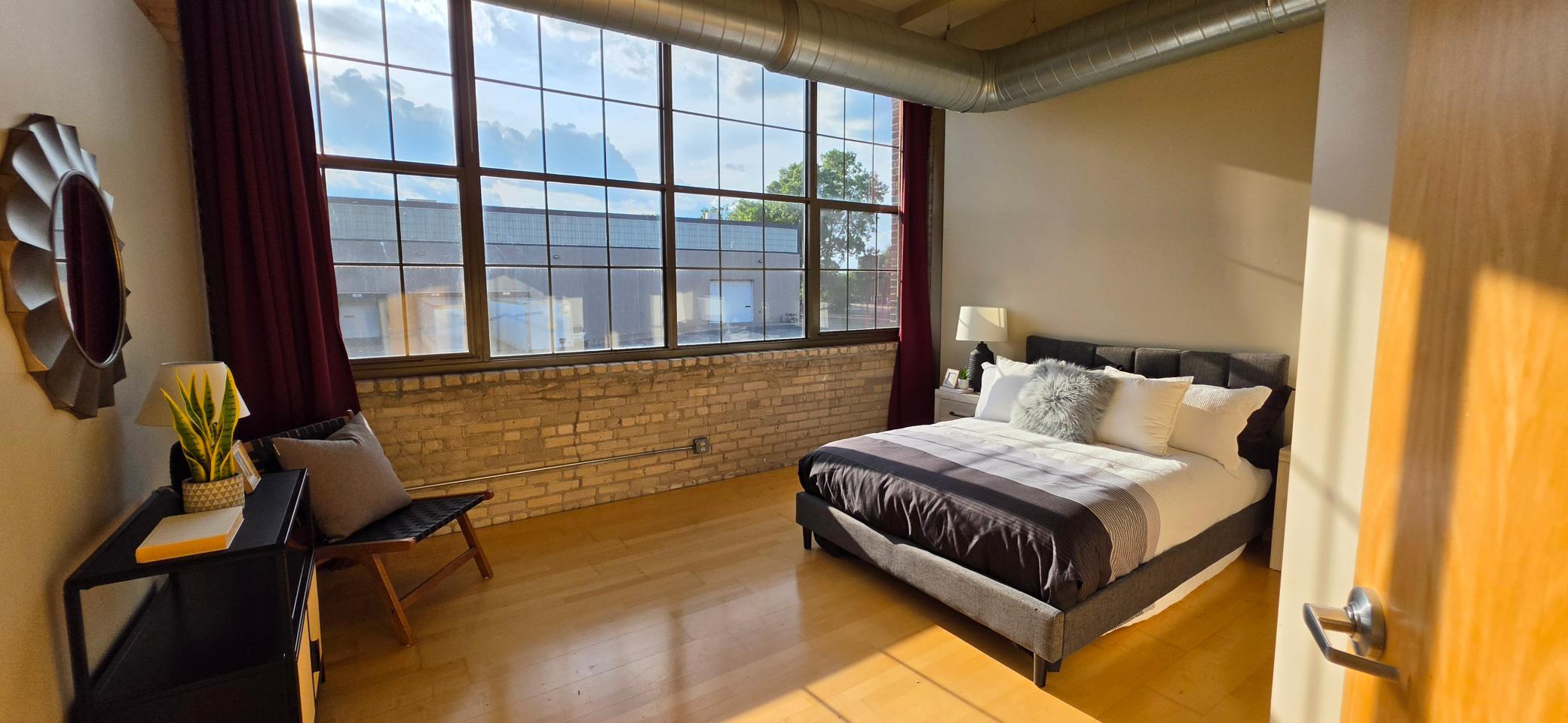 View of Residential at 1901 Hennepin Avenue #105, Minneapolis MN 55413, Minneapolis (13 of 26) - Mike Wilen | Minnesota Team Real Estate