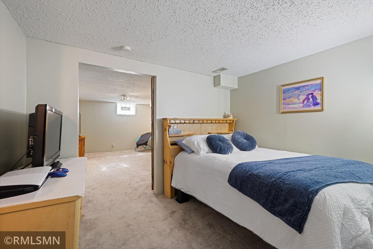 View of Residential at 4906 Logan Avenue, Minneapolis MN 55430, Minneapolis (17 of 25) - Mike Wilen | Minnesota Team Real Estate