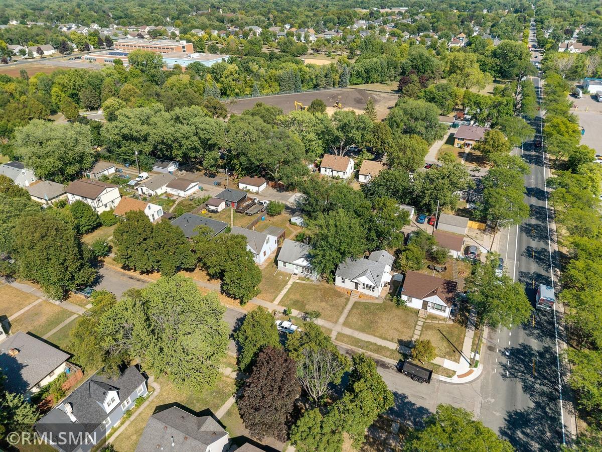 View of Residential at 4906 Logan Avenue, Minneapolis MN 55430, Minneapolis (21 of 25) - Mike Wilen | Minnesota Team Real Estate