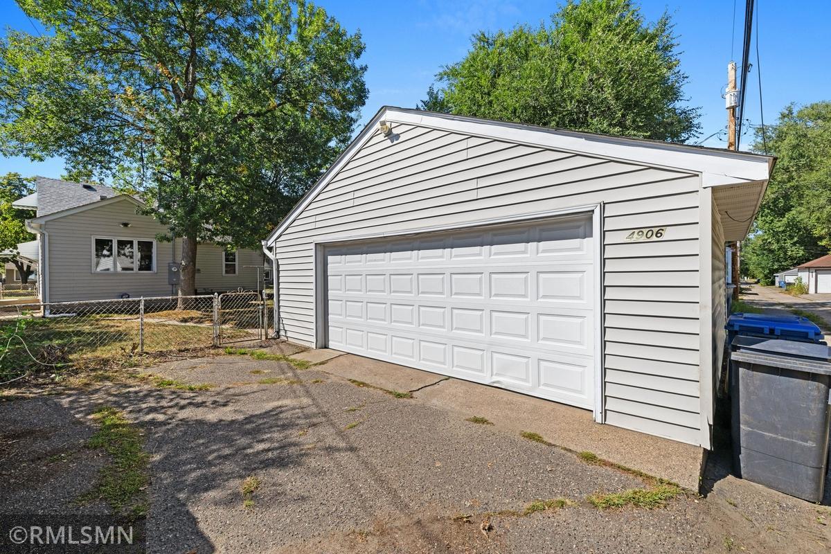 View of Residential at 4906 Logan Avenue, Minneapolis MN 55430, Minneapolis (20 of 25) - Mike Wilen | Minnesota Team Real Estate