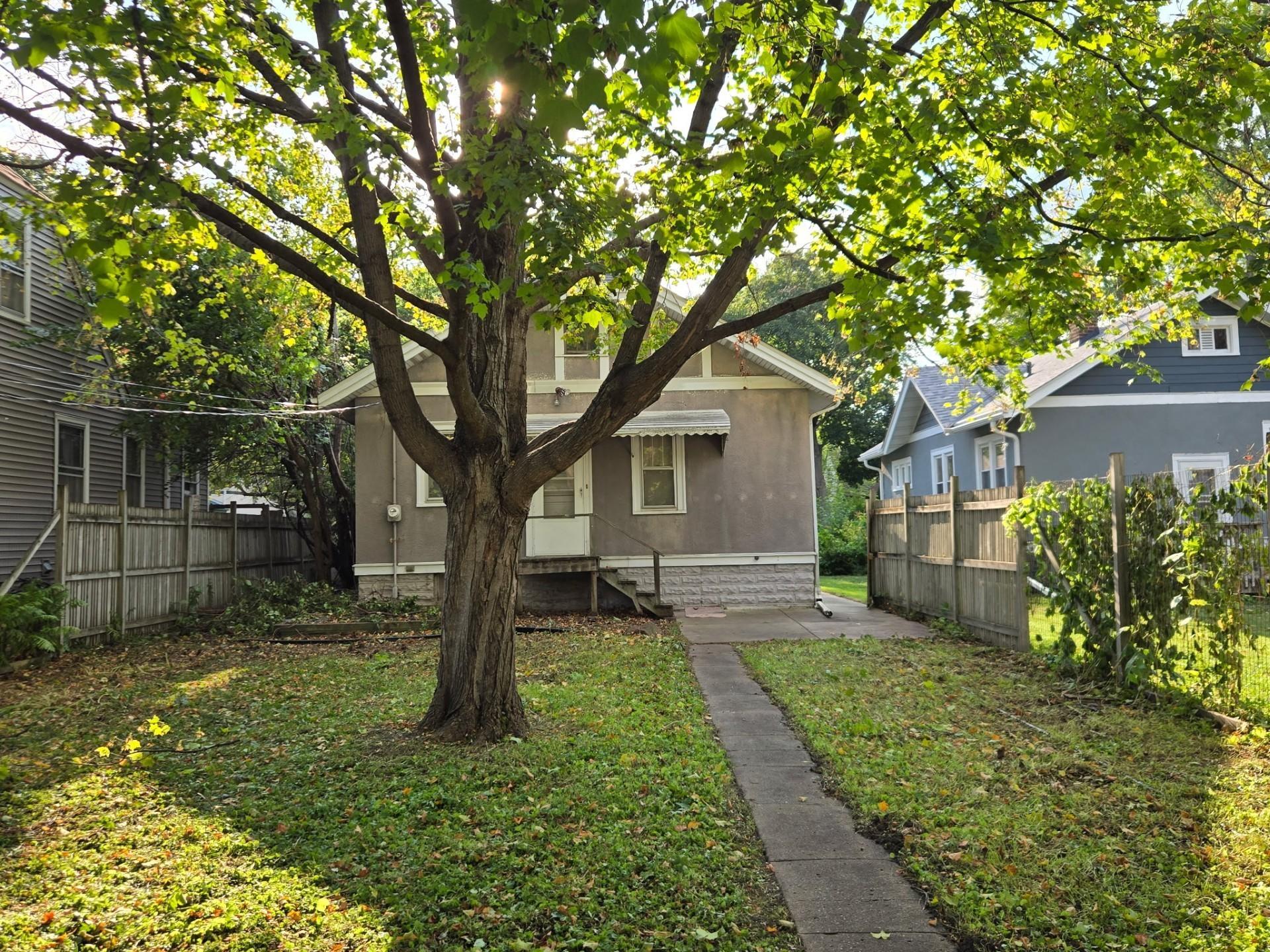 View of Residential at 4225 Snelling Avenue, Minneapolis MN 55406, Minneapolis (2 of 14) - Mike Wilen | Minnesota Team Real Estate