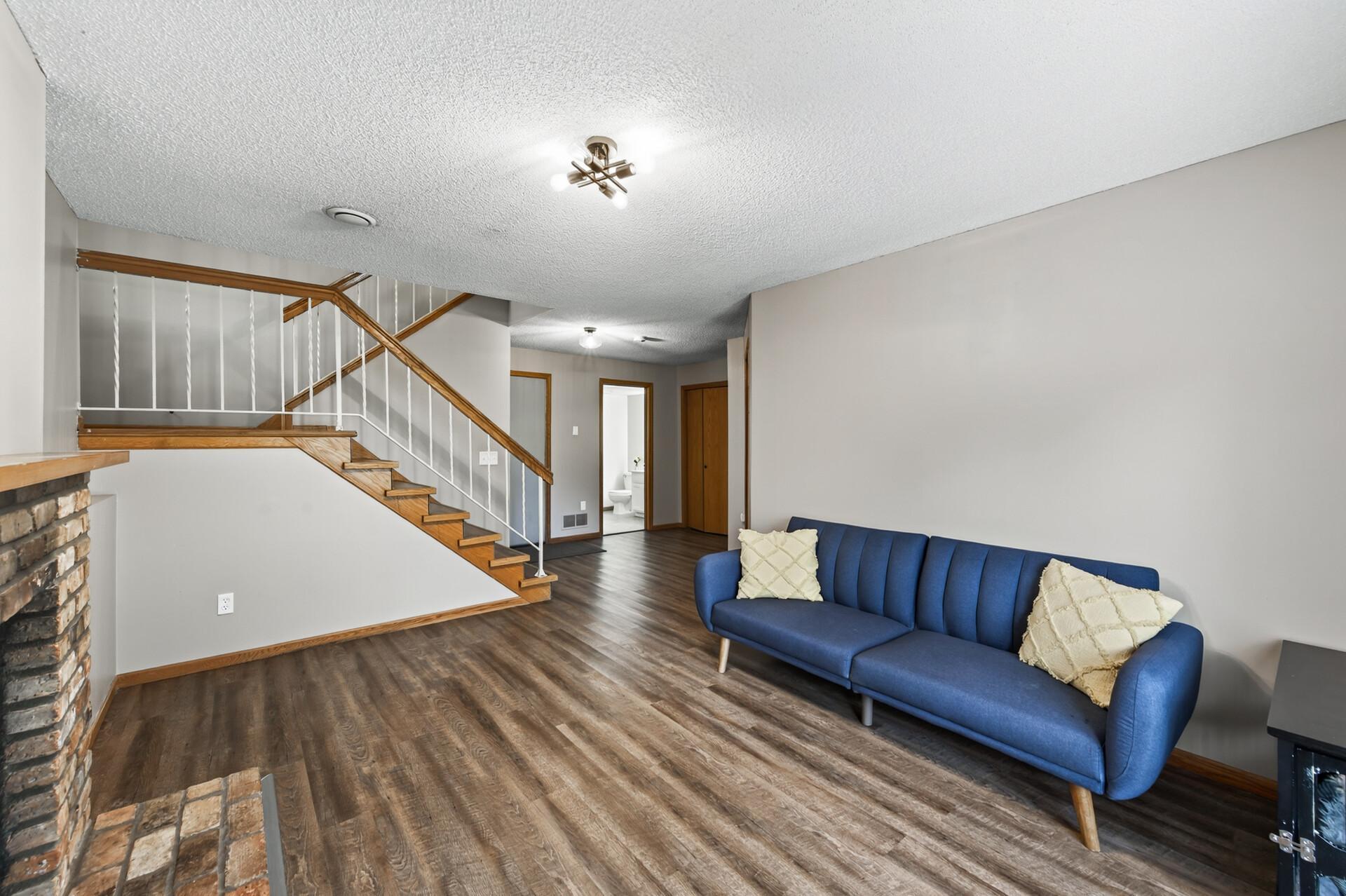 View of Residential at 6865 Romeo Road, Woodbury MN 55125, Woodbury (18 of 28) - Mike Wilen | Minnesota Team Real Estate