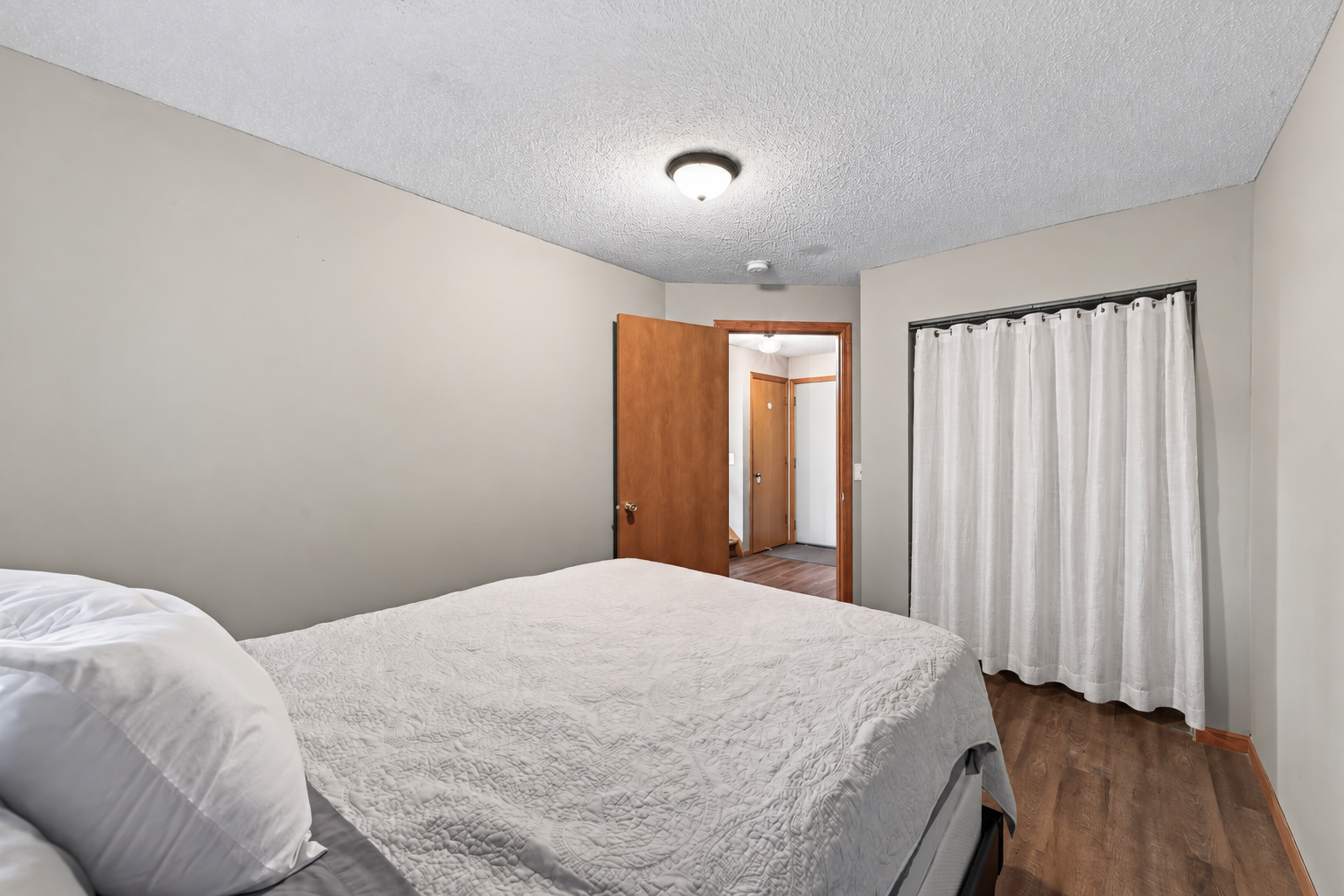 View of Residential at 6865 Romeo Road, Woodbury MN 55125, Woodbury (20 of 28) - Mike Wilen | Minnesota Team Real Estate