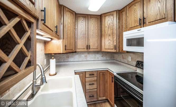 View of Residential at 135 Viking Drive #102, Little Canada MN 55117, Little Canada (8 of 42) - Mike Wilen | Minnesota Team Real Estate