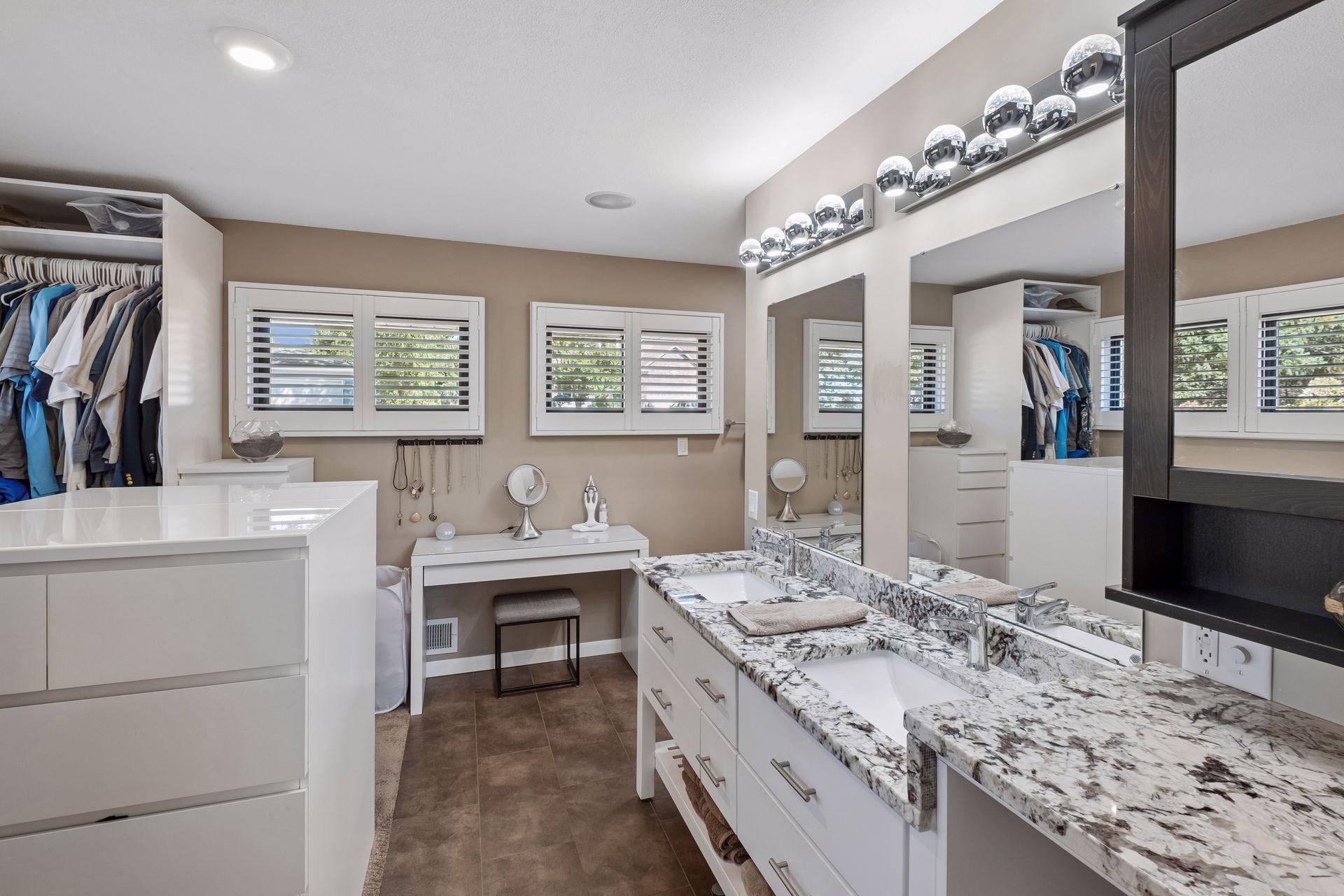 View of Residential at 4501 Terracewood Drive, Bloomington MN 55437, Bloomington (21 of 44) - Mike Wilen | Minnesota Team Real Estate