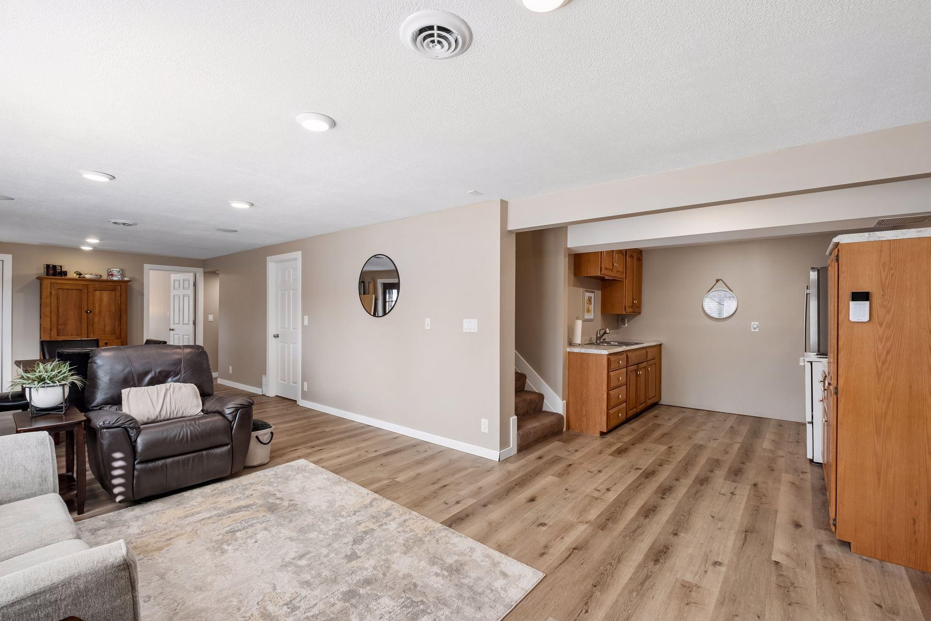 View of Residential at 4501 Terracewood Drive, Bloomington MN 55437, Bloomington (32 of 44) - Mike Wilen | Minnesota Team Real Estate