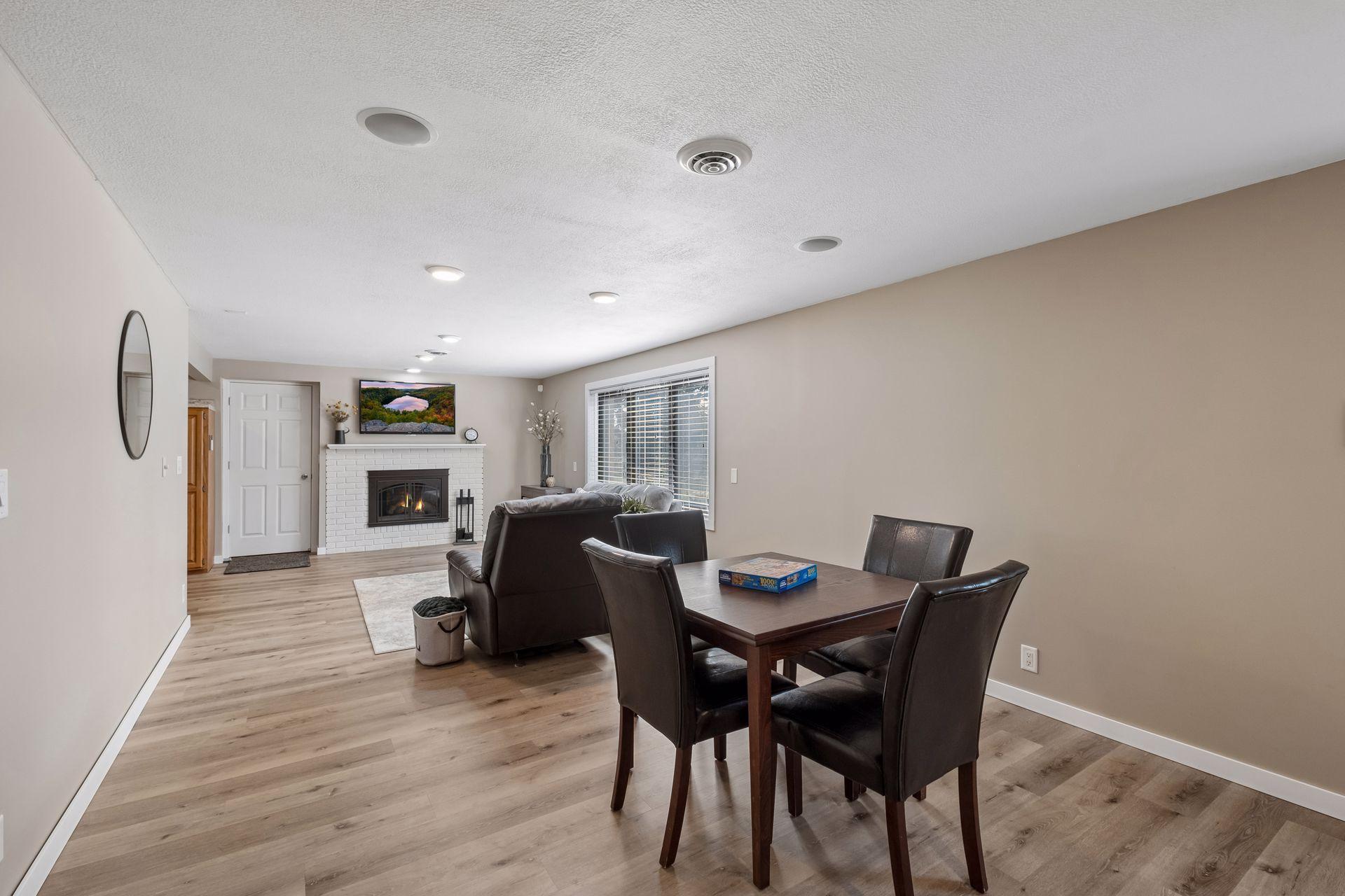 View of Residential at 4501 Terracewood Drive, Bloomington MN 55437, Bloomington (30 of 44) - Mike Wilen | Minnesota Team Real Estate