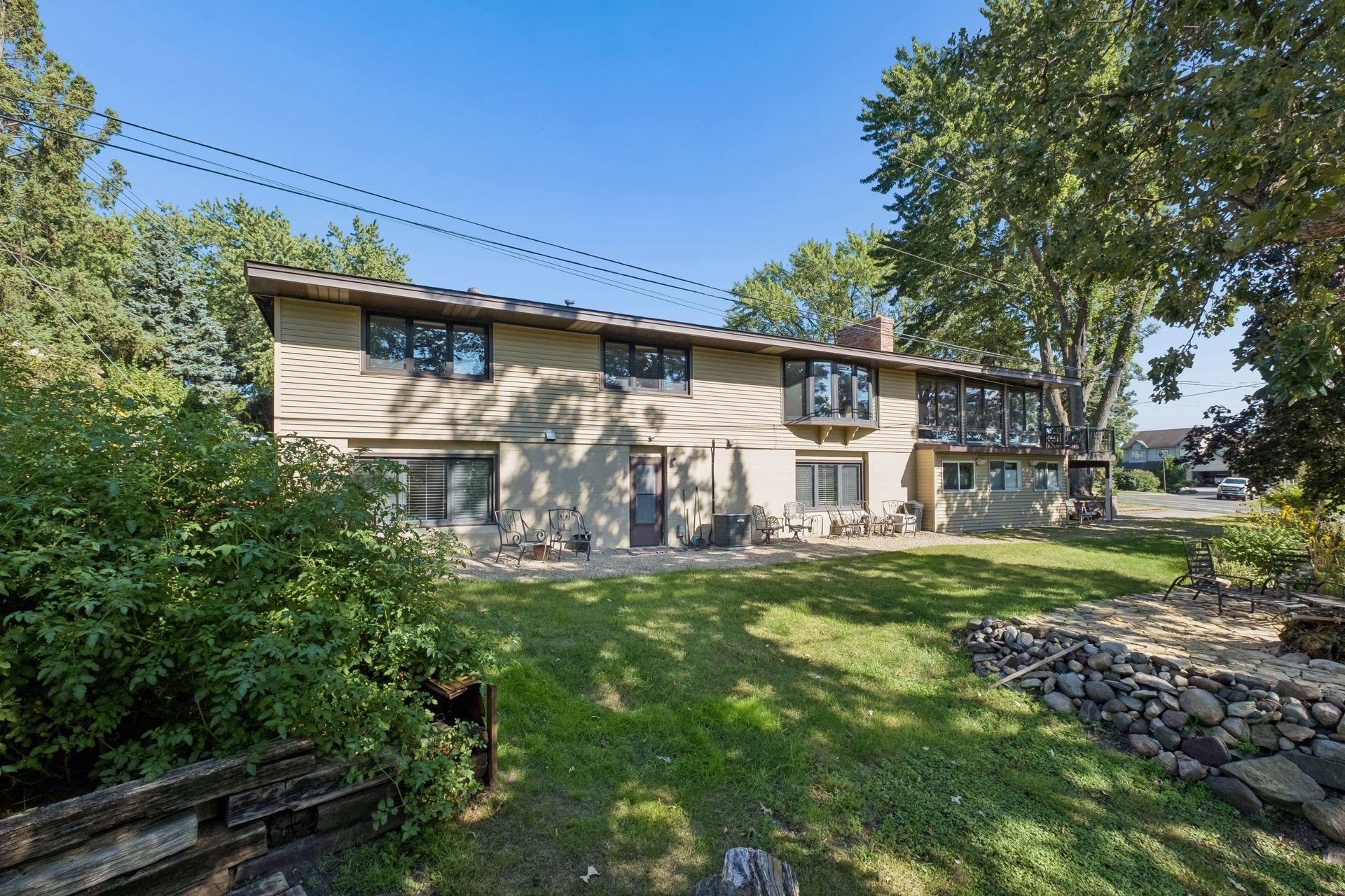 View of Residential at 4501 Terracewood Drive, Bloomington MN 55437, Bloomington (39 of 44) - Mike Wilen | Minnesota Team Real Estate