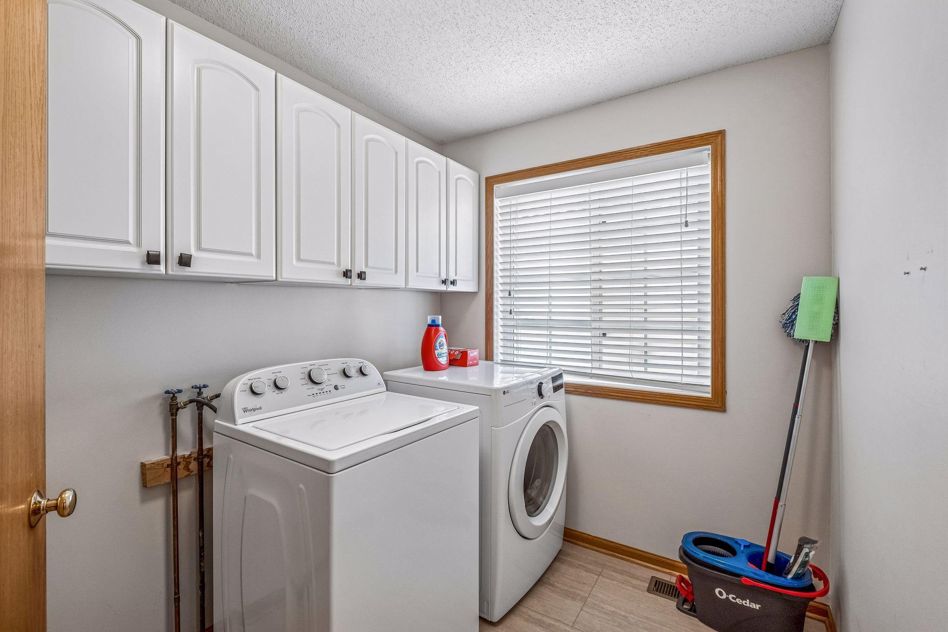 View of Residential at 18716 Kalmar Court, Lakeville MN 55044, Lakeville (24 of 38) - Mike Wilen | Minnesota Team Real Estate