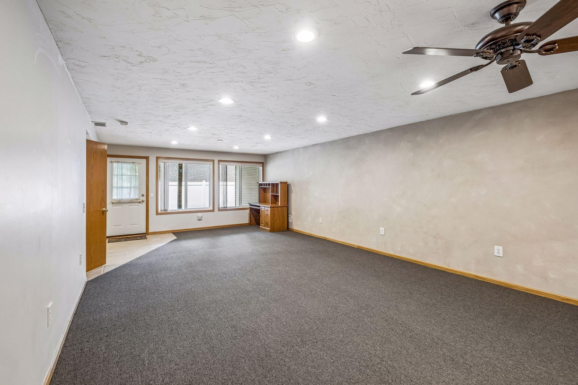 View of Residential at 18716 Kalmar Court, Lakeville MN 55044, Lakeville (28 of 38) - Mike Wilen | Minnesota Team Real Estate
