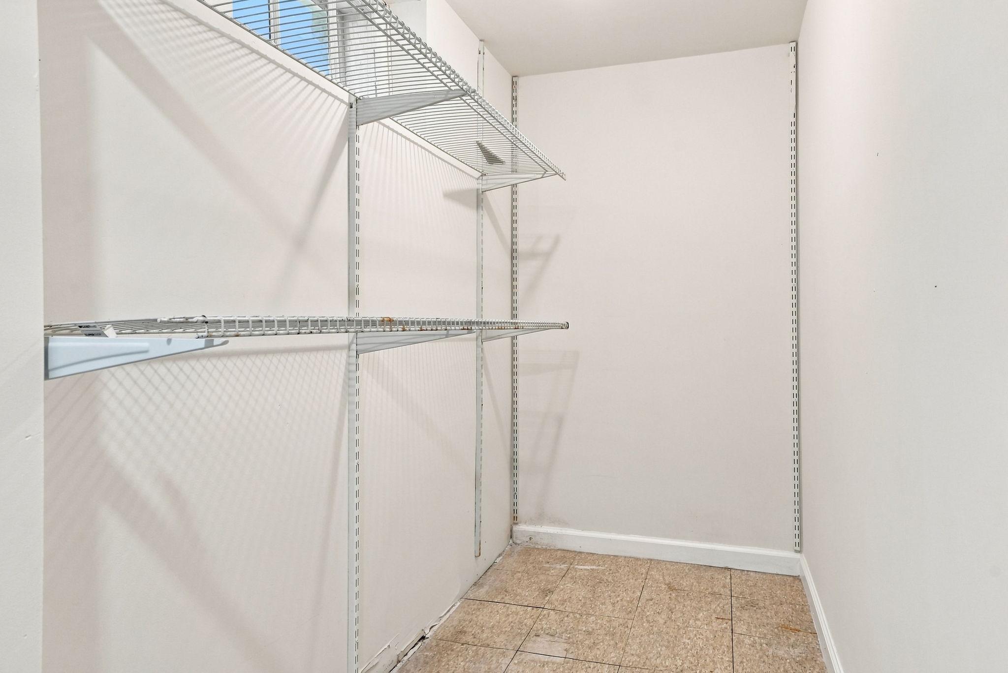 View of Residential at 3237 Sheridan Avenue, Minneapolis MN 55412, Minneapolis (39 of 51) - Mike Wilen | Minnesota Team Real Estate