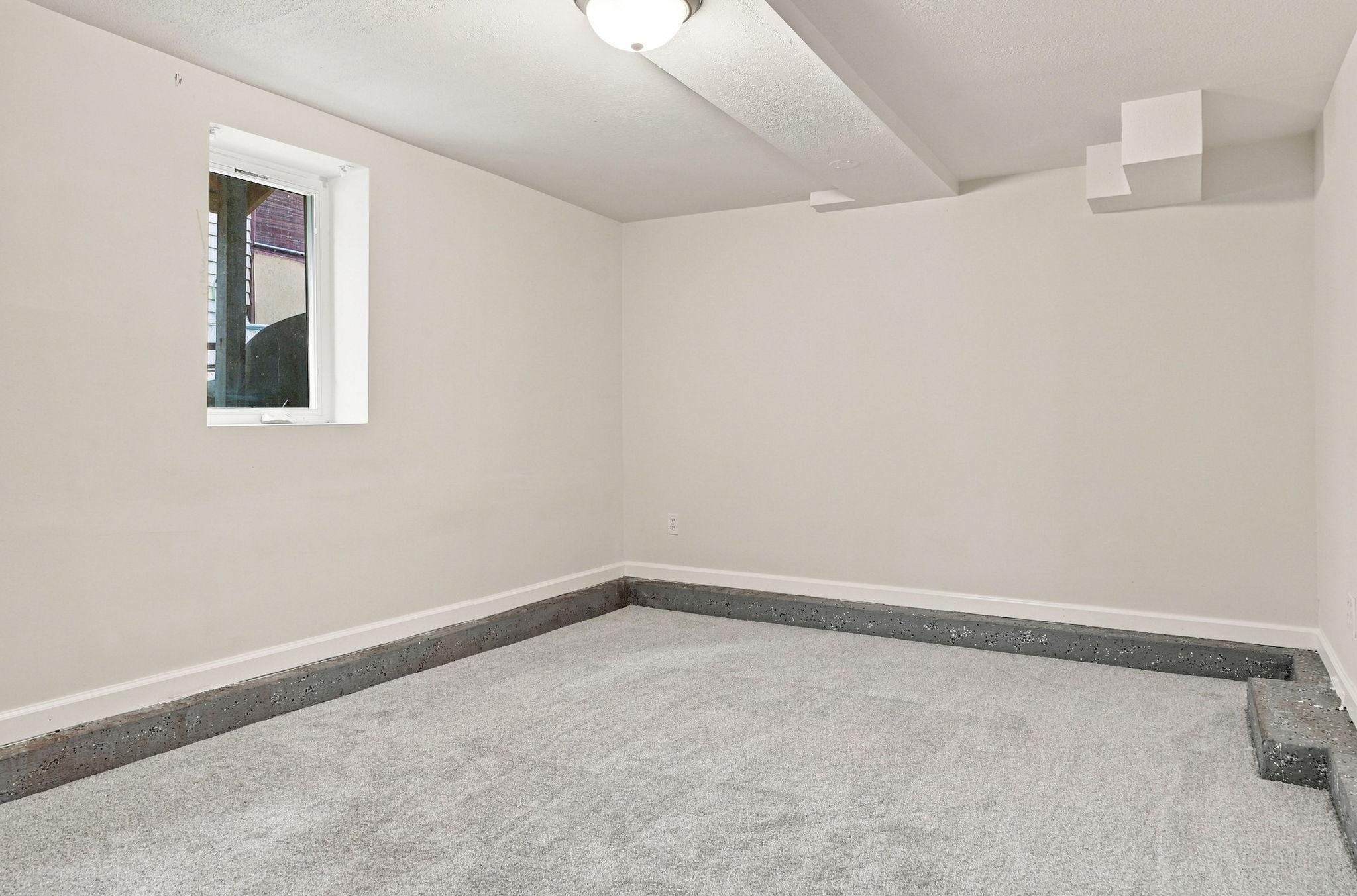 View of Residential at 3237 Sheridan Avenue, Minneapolis MN 55412, Minneapolis (37 of 51) - Mike Wilen | Minnesota Team Real Estate