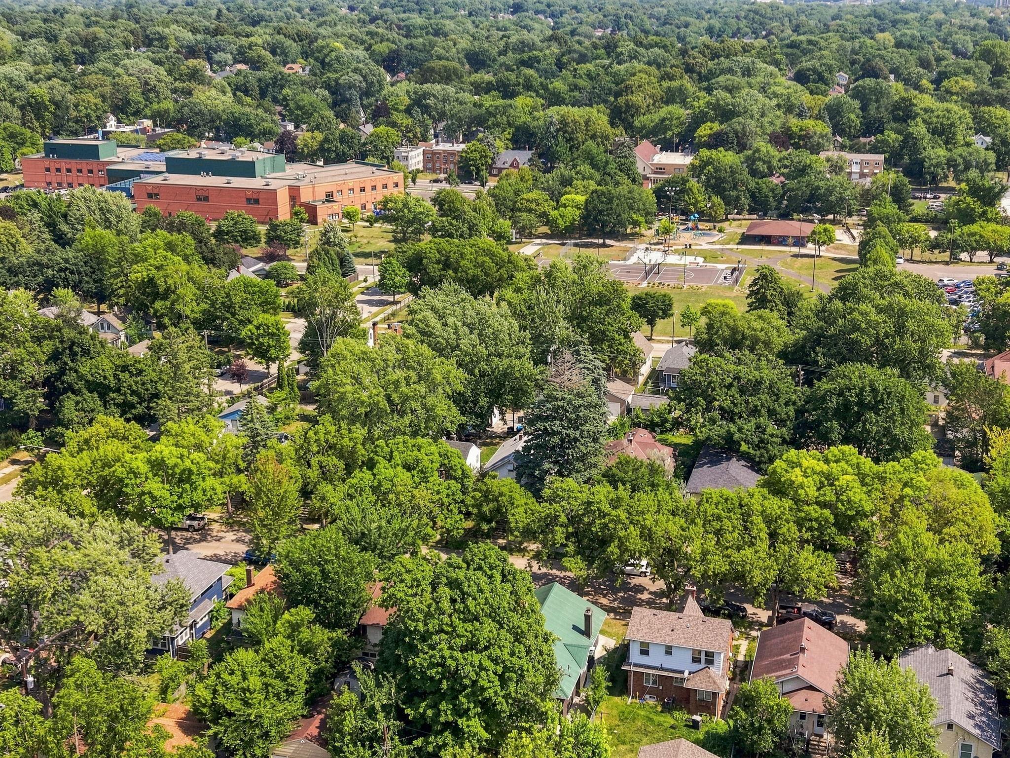 View of Residential at 3237 Sheridan Avenue, Minneapolis MN 55412, Minneapolis (46 of 51) - Mike Wilen | Minnesota Team Real Estate