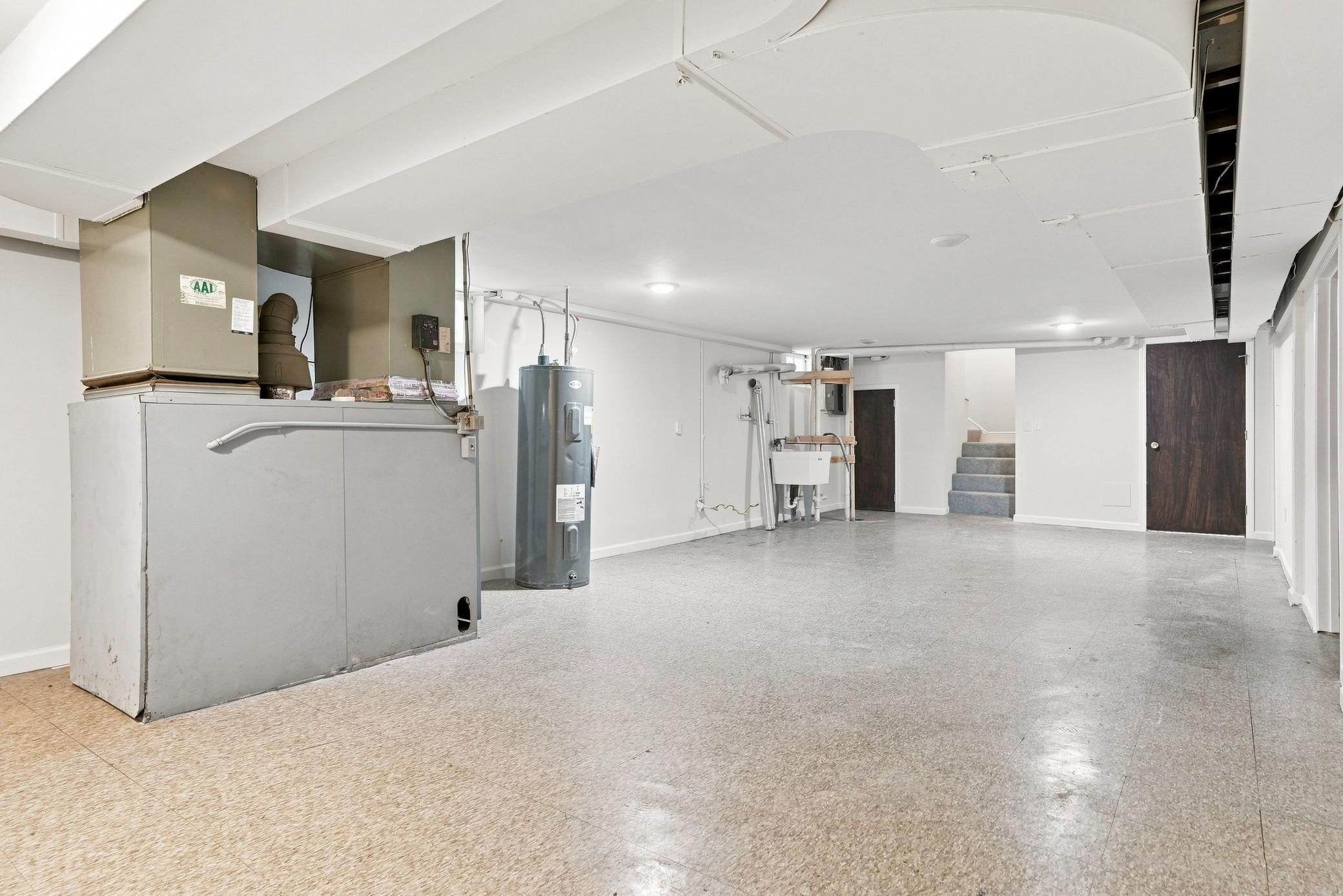 View of Residential at 3237 Sheridan Avenue, Minneapolis MN 55412, Minneapolis (42 of 51) - Mike Wilen | Minnesota Team Real Estate