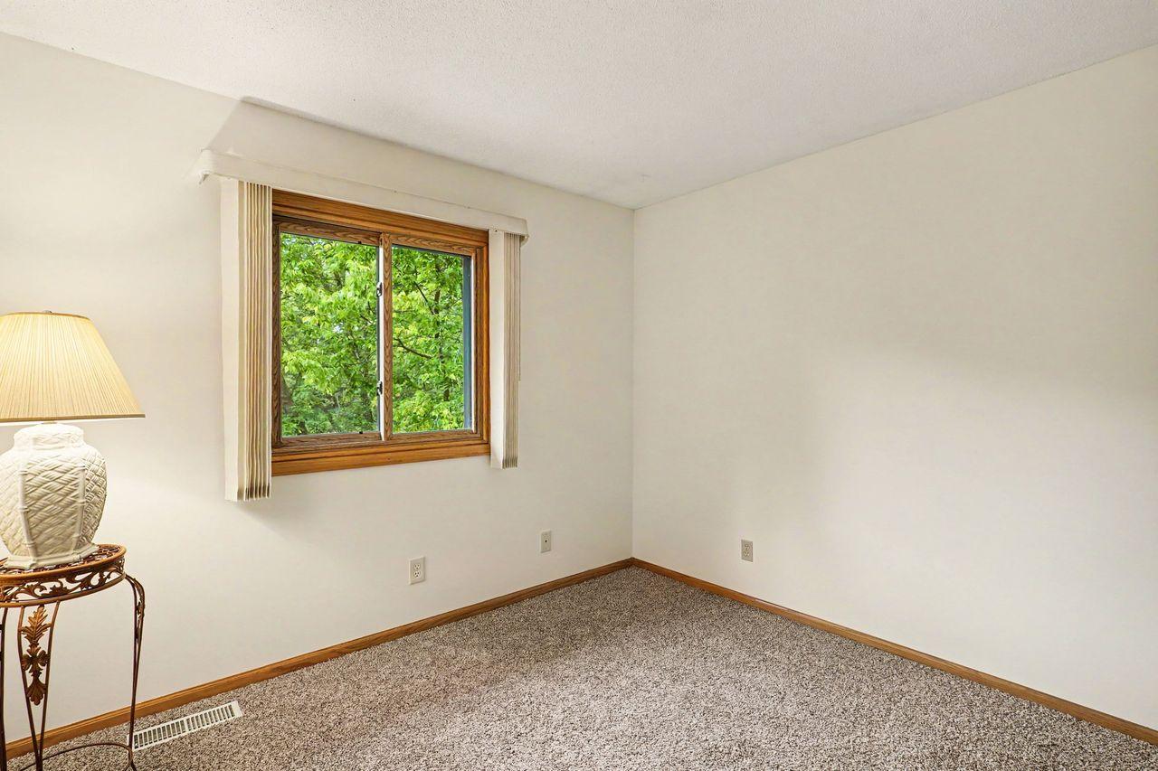 View of Residential at 181 River Woods Lane, Burnsville MN 55337, Burnsville (15 of 26) - Mike Wilen | Minnesota Team Real Estate