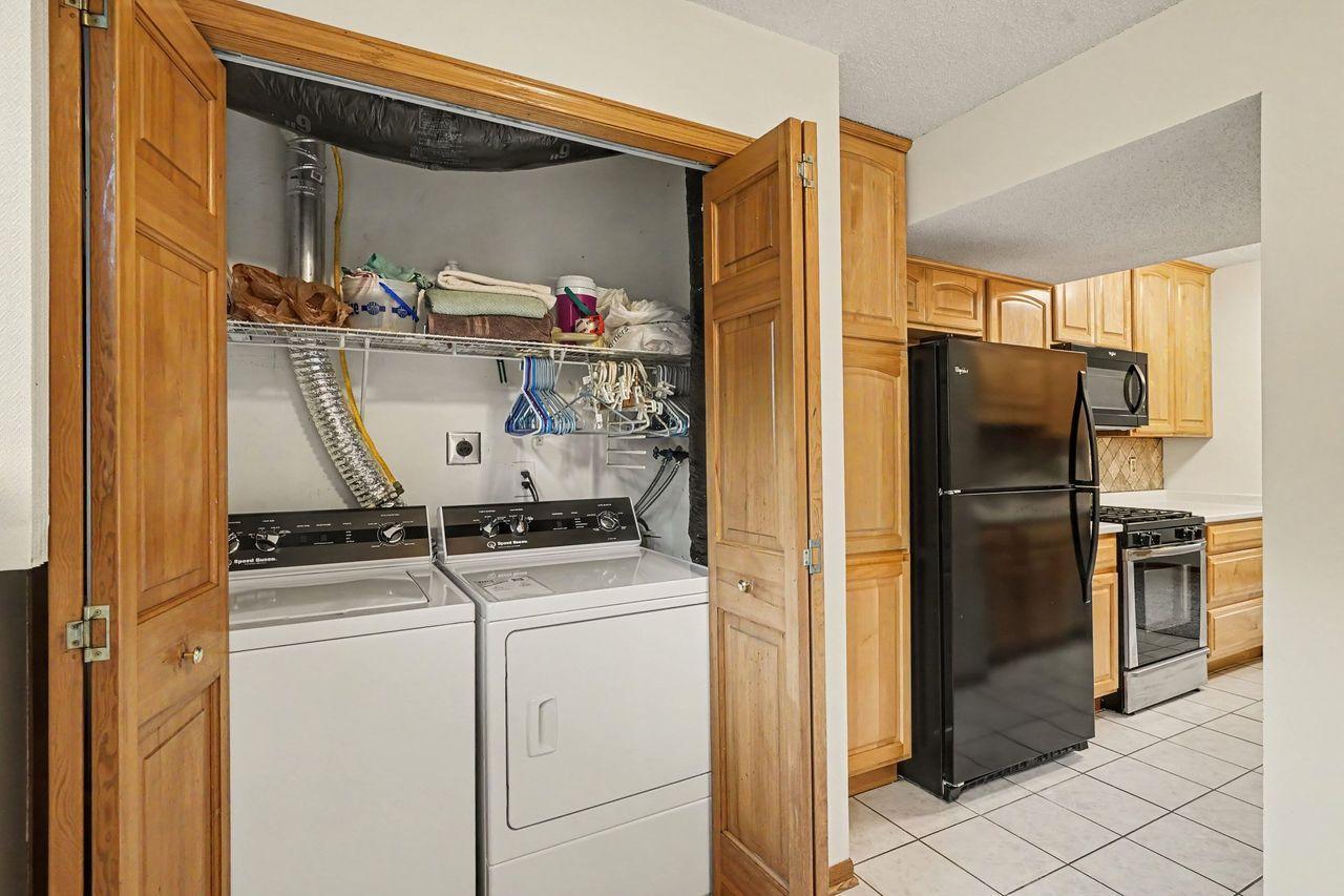View of Residential at 181 River Woods Lane, Burnsville MN 55337, Burnsville (11 of 26) - Mike Wilen | Minnesota Team Real Estate