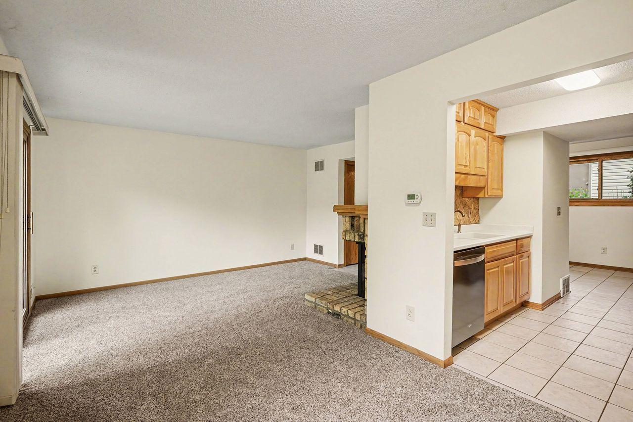 View of Residential at 181 River Woods Lane, Burnsville MN 55337, Burnsville (7 of 26) - Mike Wilen | Minnesota Team Real Estate