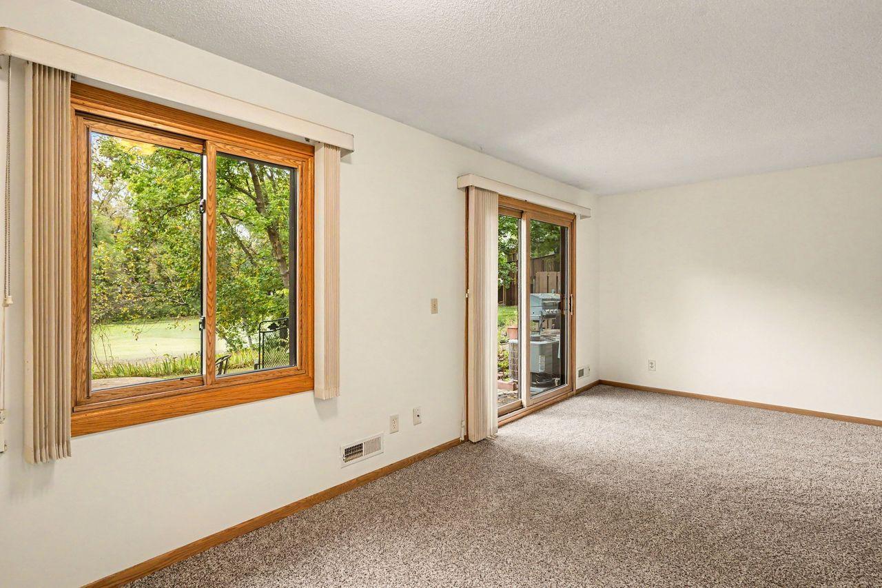 View of Residential at 181 River Woods Lane, Burnsville MN 55337, Burnsville (6 of 26) - Mike Wilen | Minnesota Team Real Estate
