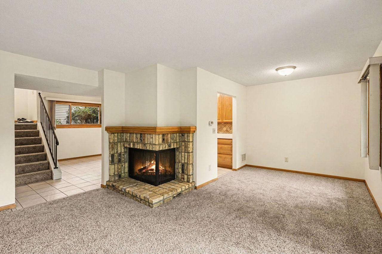 View of Residential at 181 River Woods Lane, Burnsville MN 55337, Burnsville (5 of 26) - Mike Wilen | Minnesota Team Real Estate