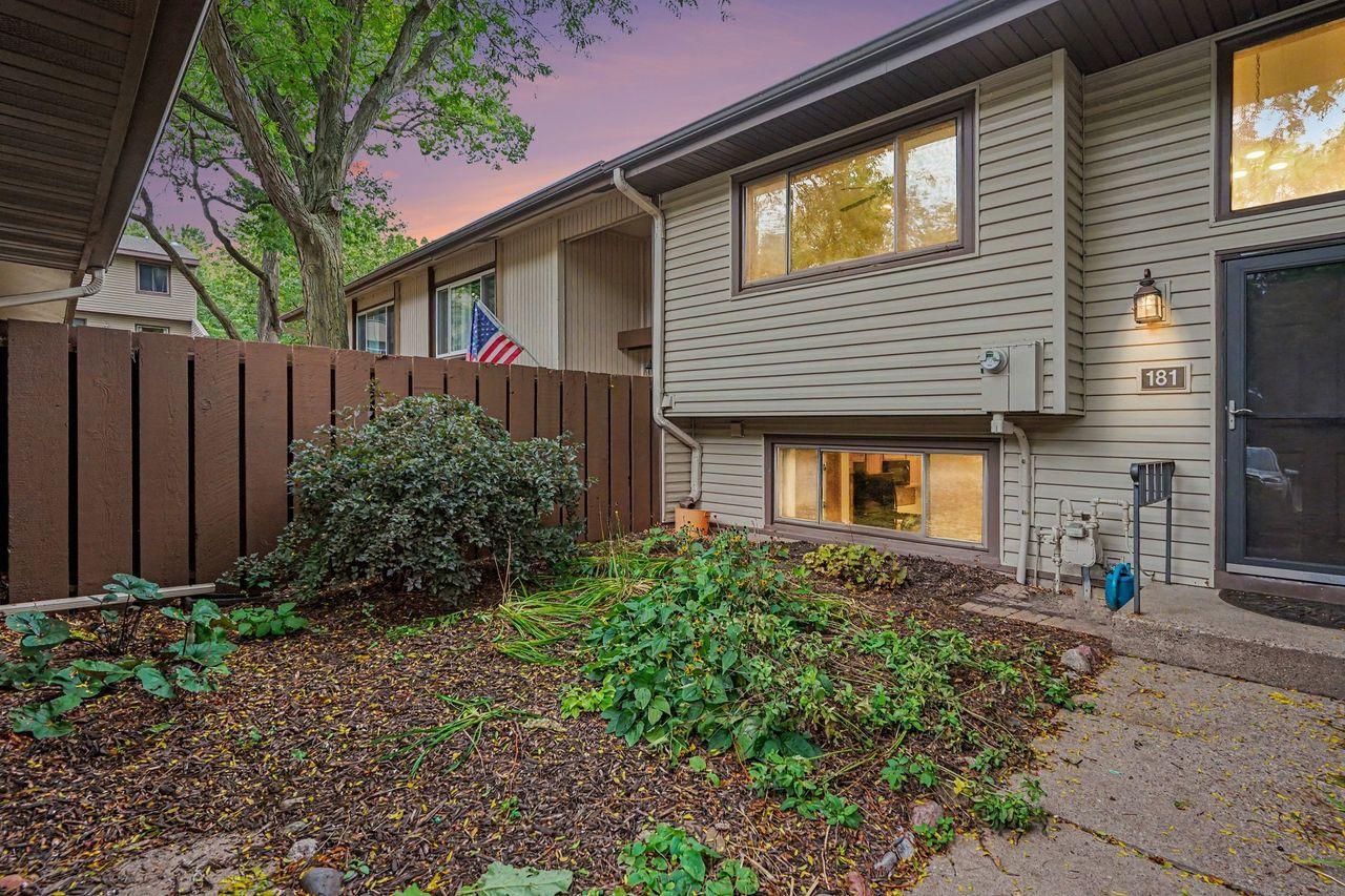 View of Residential at 181 River Woods Lane, Burnsville MN 55337, Burnsville (23 of 26) - Mike Wilen | Minnesota Team Real Estate