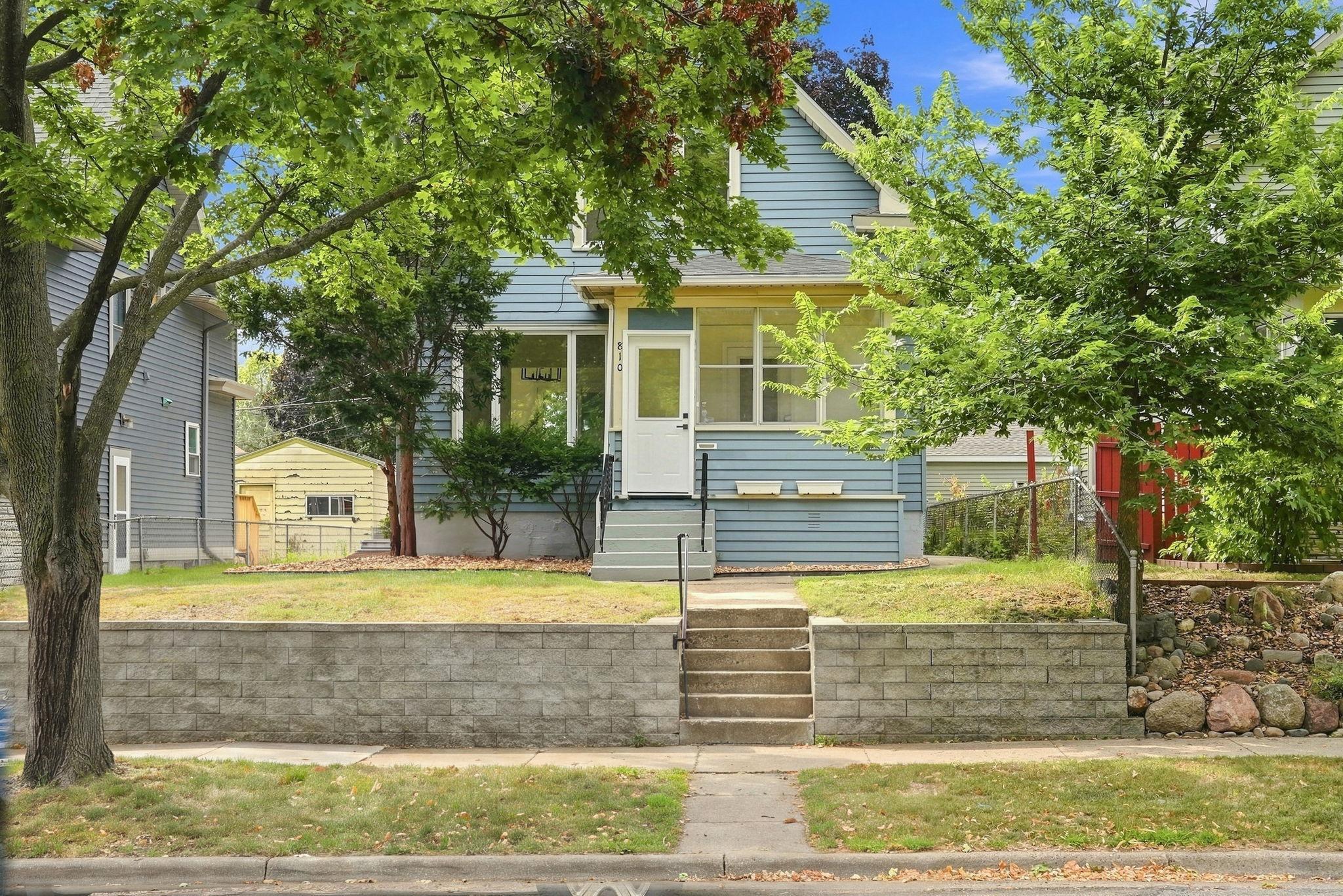 View of Residential at 810 Van Buren Avenue, Saint Paul MN 55104, Saint Paul - Mike Wilen | Minnesota Team Real Estate