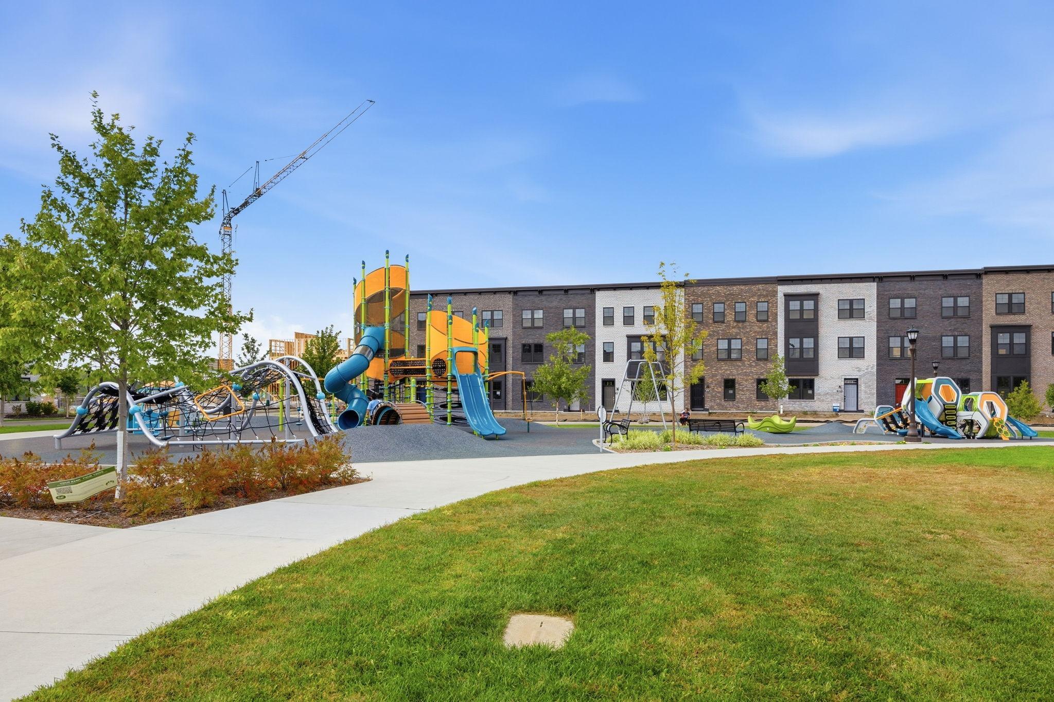 View of Residential at 870 Mount Curve Boulevard #G, Saint Paul MN 55116, Saint Paul (36 of 40) - Mike Wilen | Minnesota Team Real Estate
