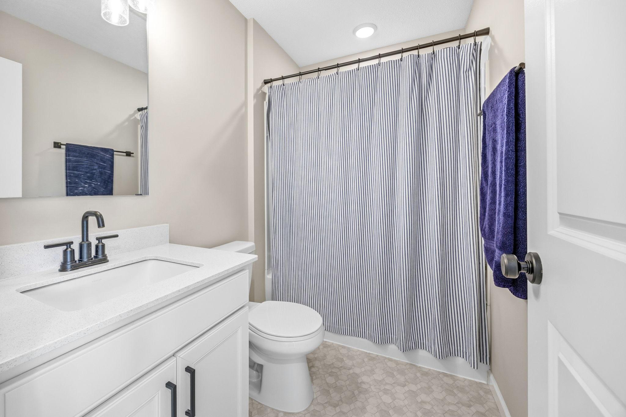 View of Residential at 870 Mount Curve Boulevard #G, Saint Paul MN 55116, Saint Paul (21 of 40) - Mike Wilen | Minnesota Team Real Estate