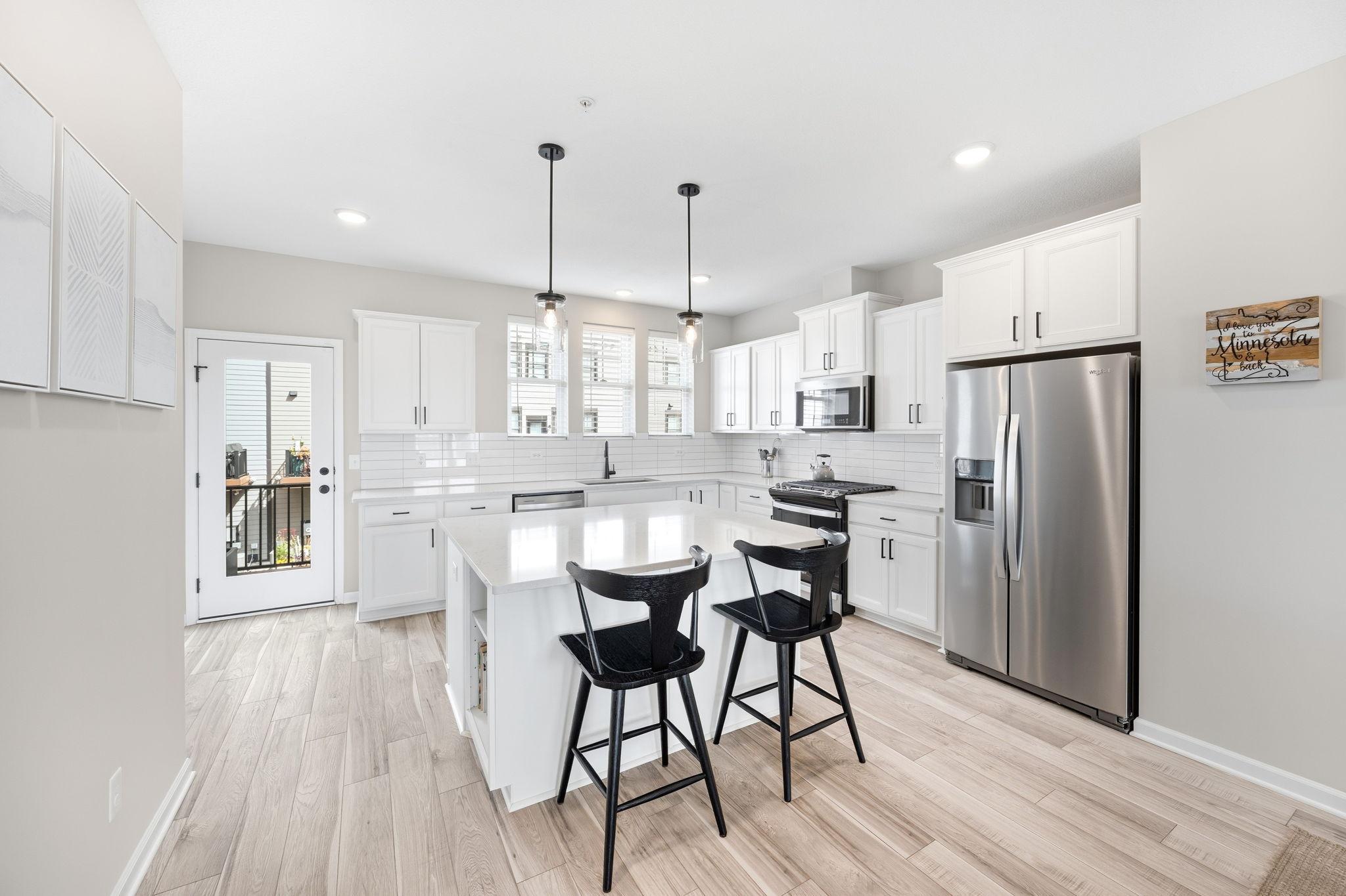 View of Residential at 870 Mount Curve Boulevard #G, Saint Paul MN 55116, Saint Paul (8 of 40) - Mike Wilen | Minnesota Team Real Estate
