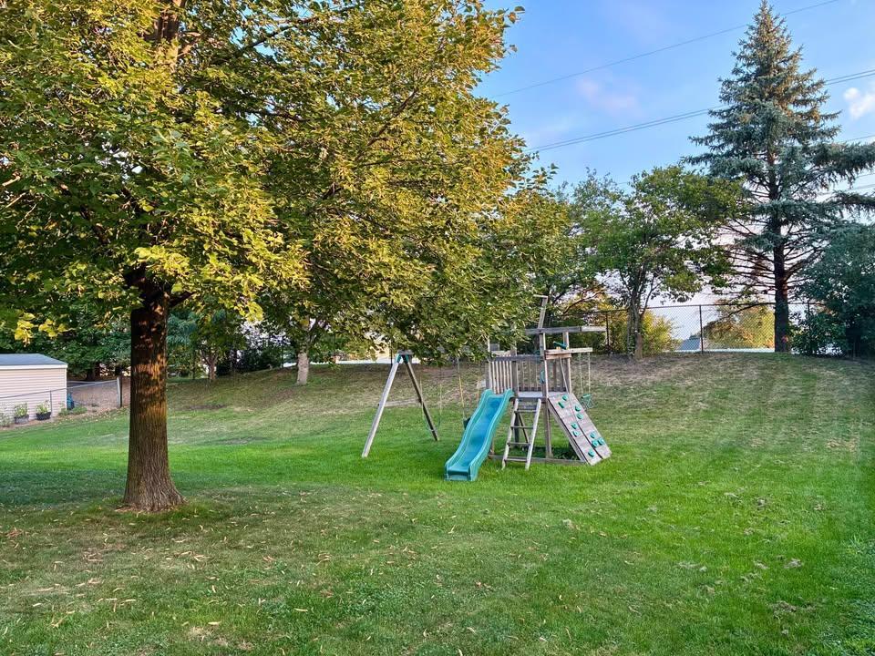View of Residential at 1283 Creekside Drive, Waconia MN 55387, Waconia (3 of 21) - Mike Wilen | Minnesota Team Real Estate
